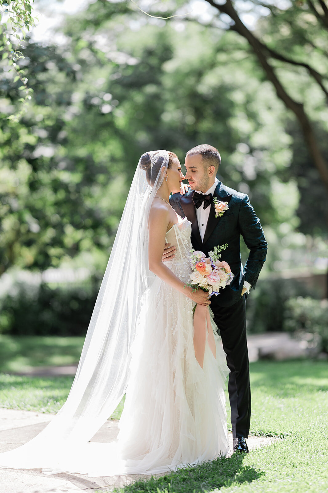 Shotlife Studio_Shangi-la Hotel Toronto Wedding_0113