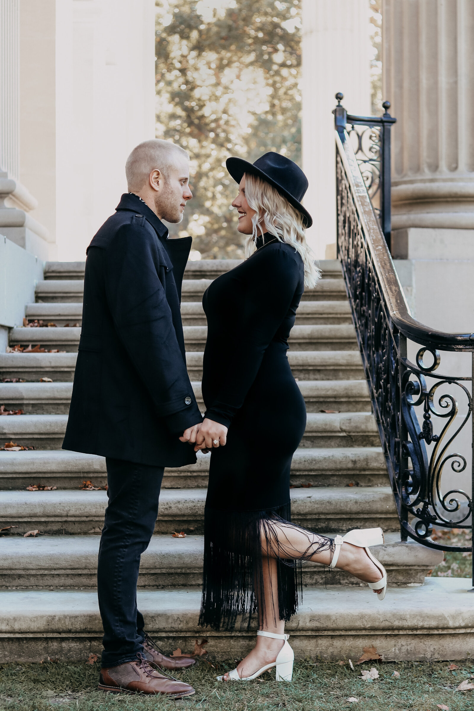 Engagment-Photos-Fall-Vanderbilt-Mansion-Love-to-Lens-Photography-(124)