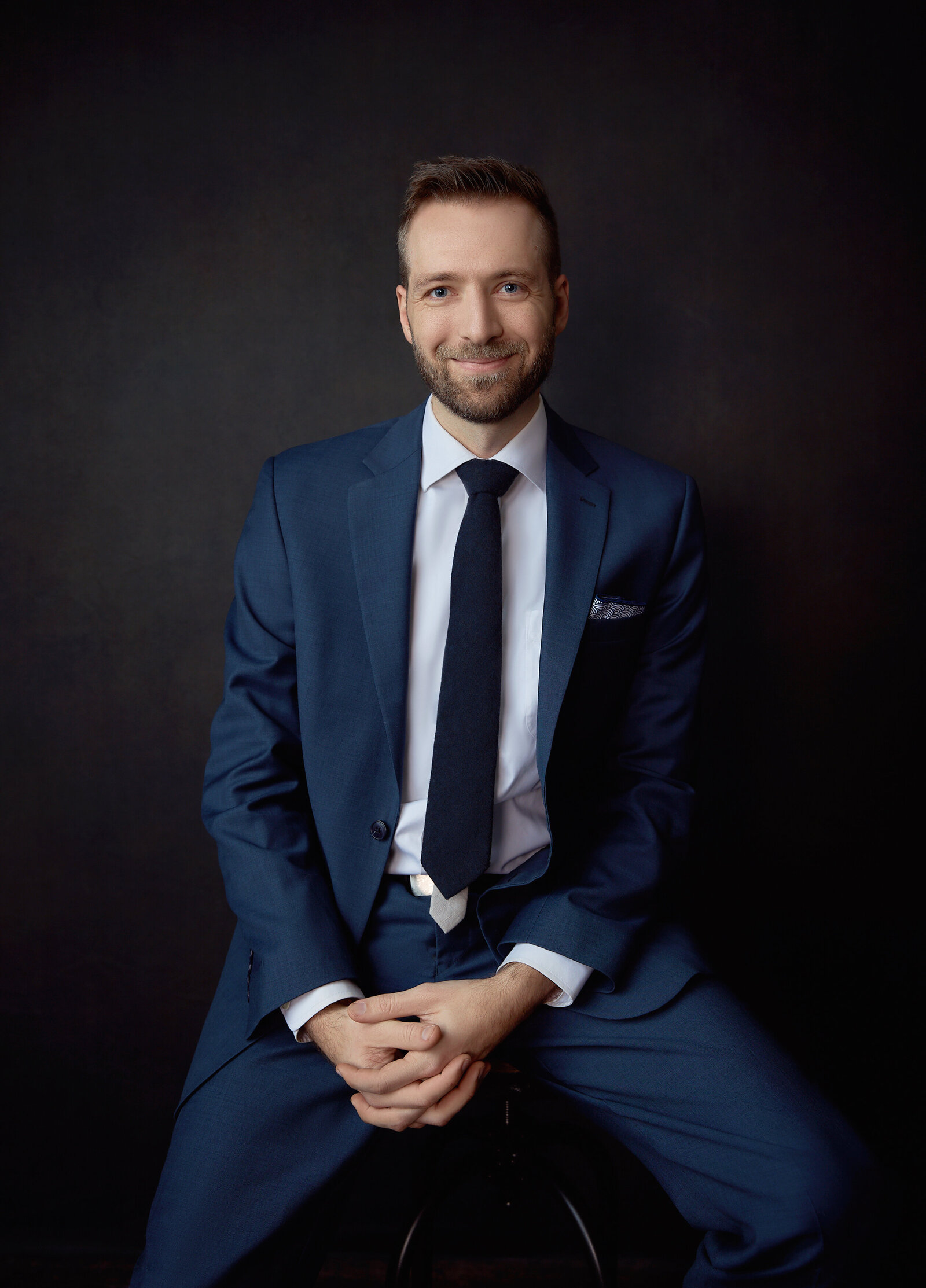atlanta-gwinnett-best-headshots-personal-branding-studio-men-brandon-consultant-life-coach--corporate-photography-photographer-twin-rivers-03