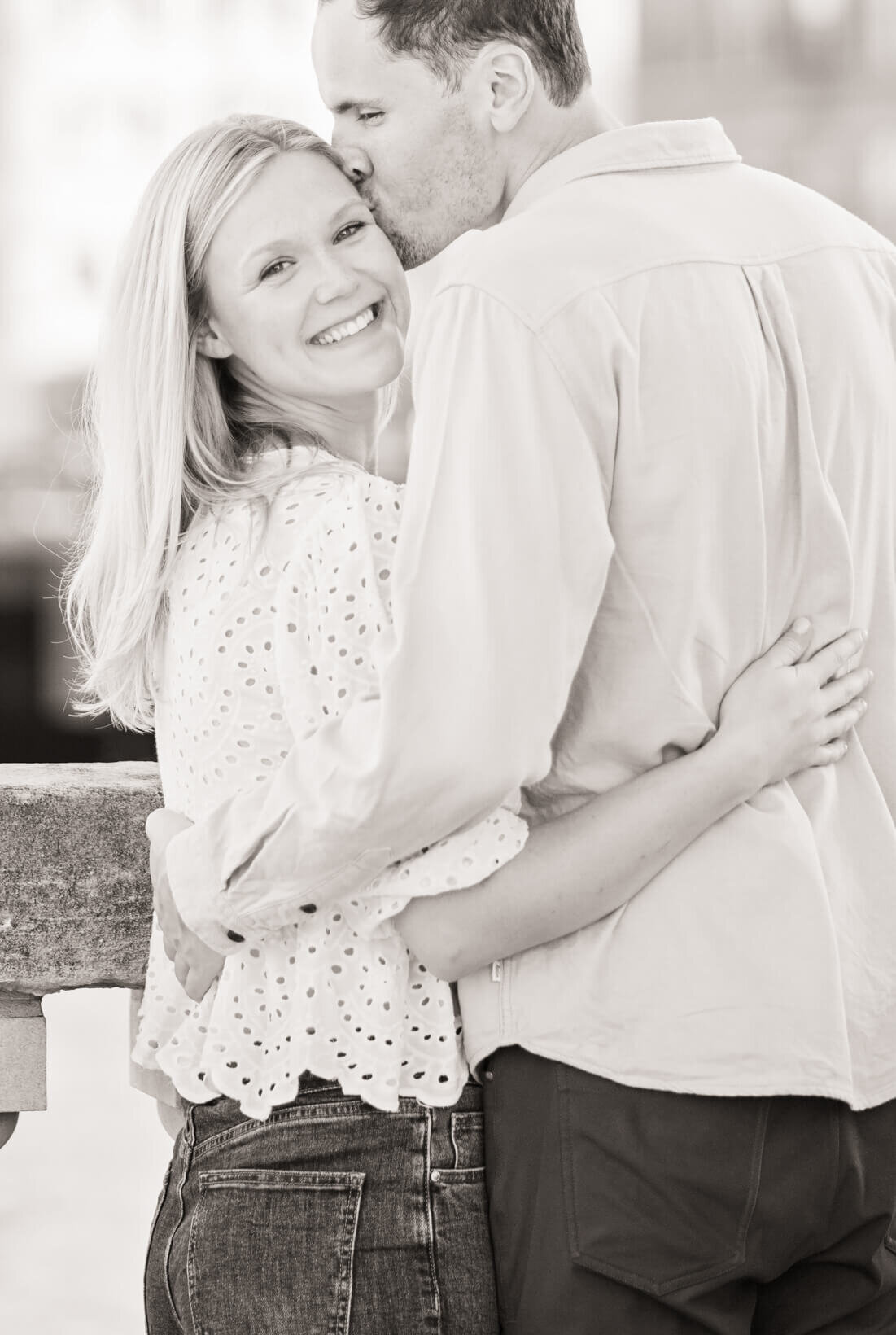 Milwaukee-Engagement-Photography--8