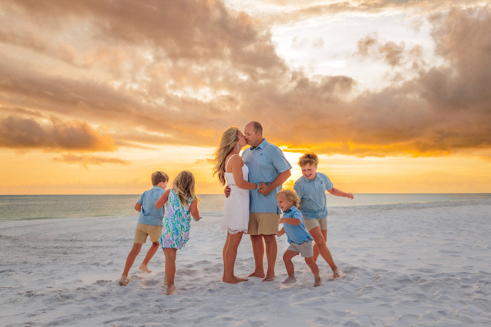 Destination AMI Family Photographer-