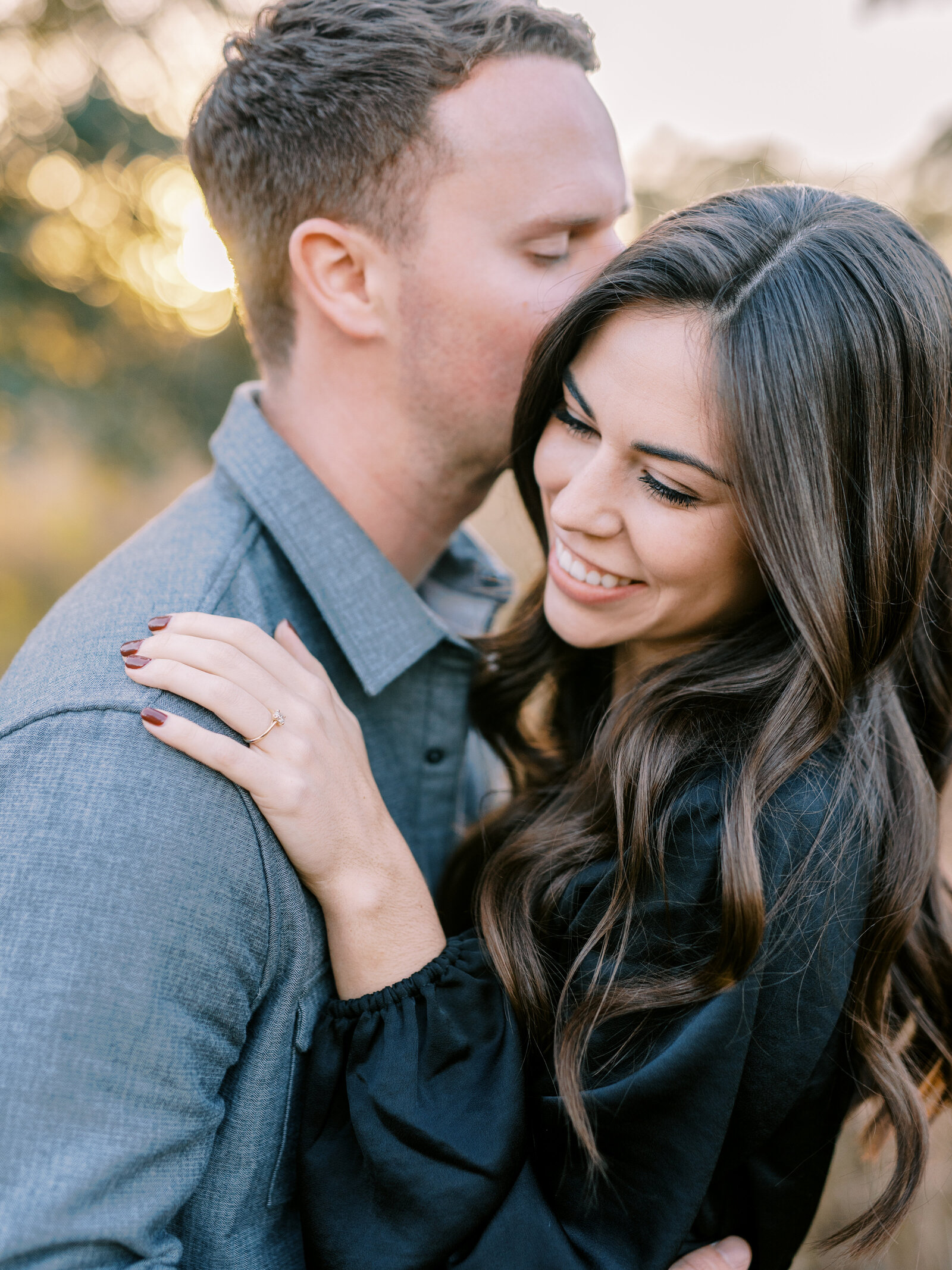 romantic-fall-engagement-in-texas