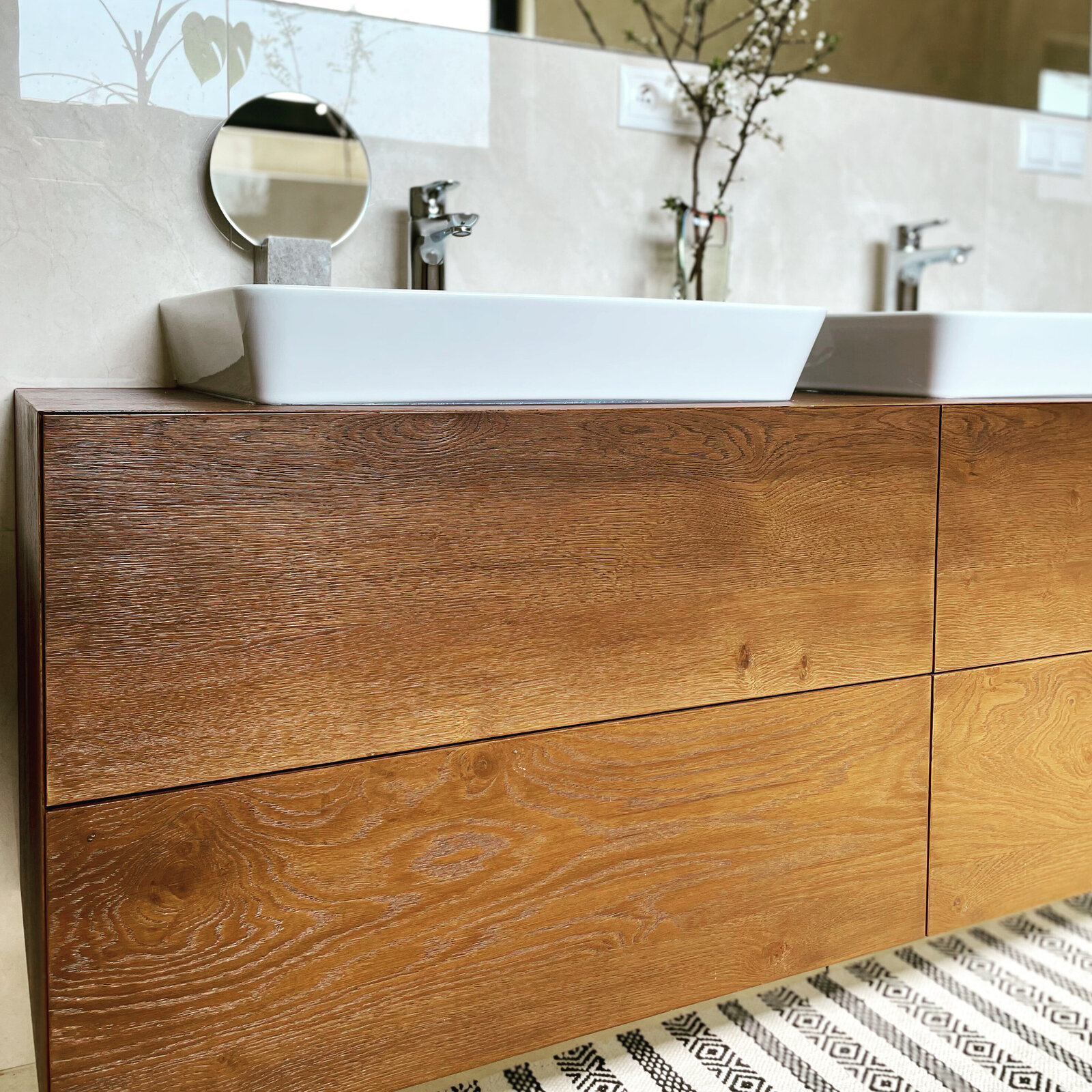 FA15389D-2409-4994-BA39-7338038CD3F6