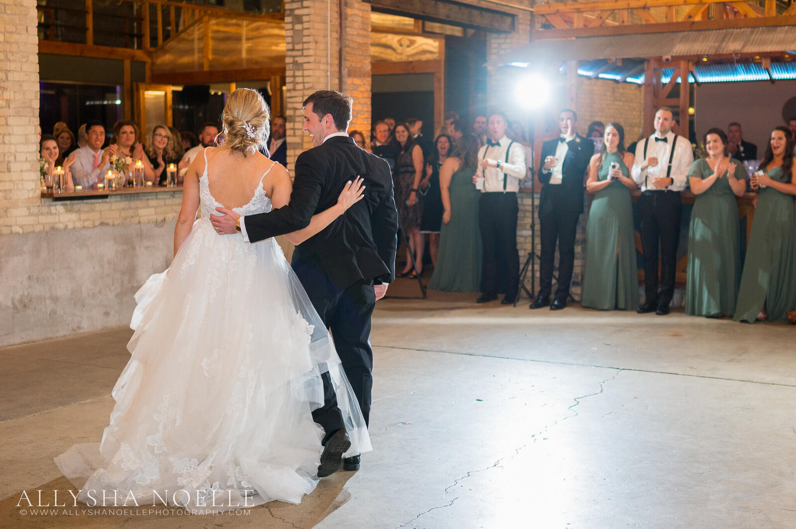 Wedding-at-The-Factory-on-Barclay-in-Milwaukee-1074