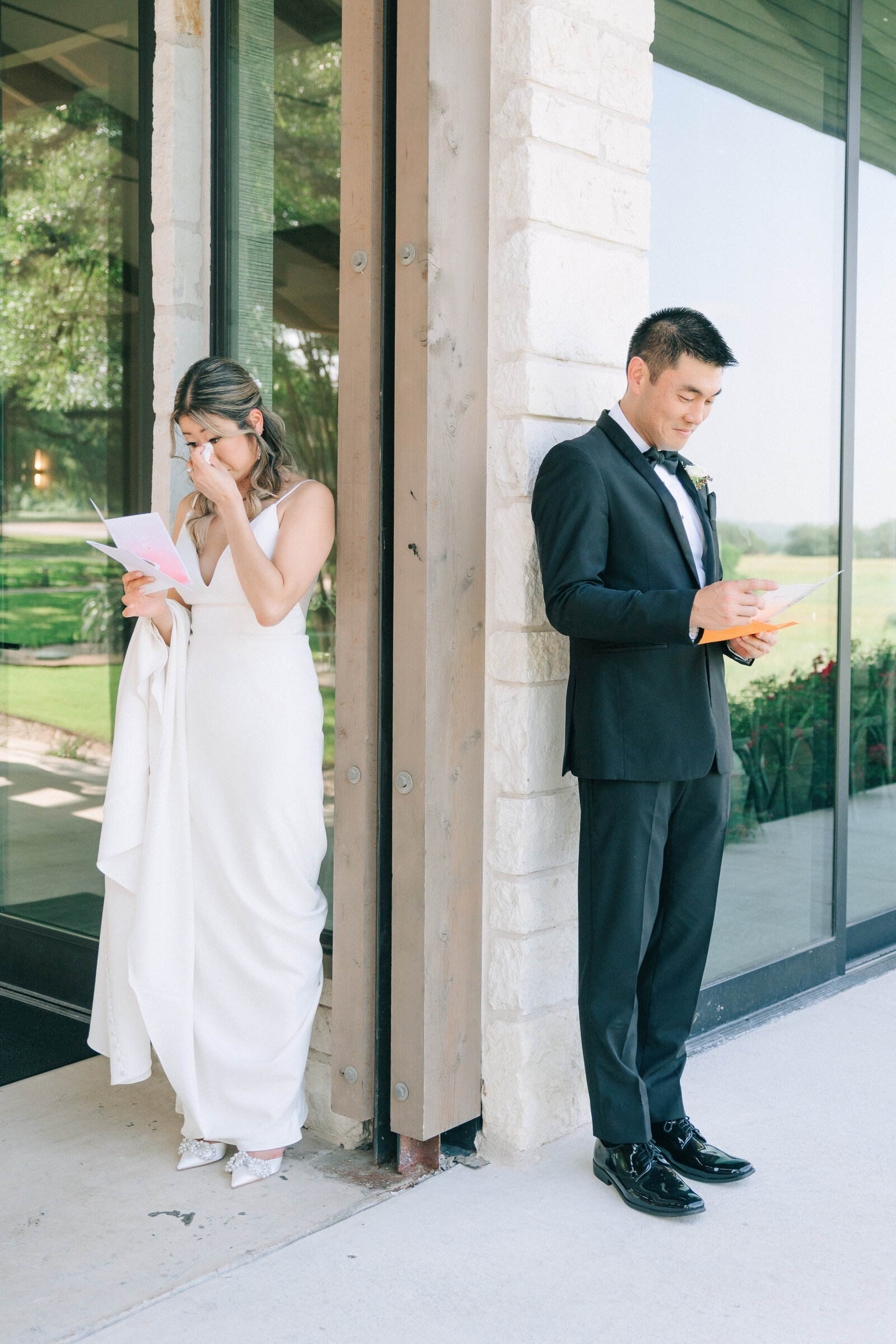 grace-john-before-ceremony-153