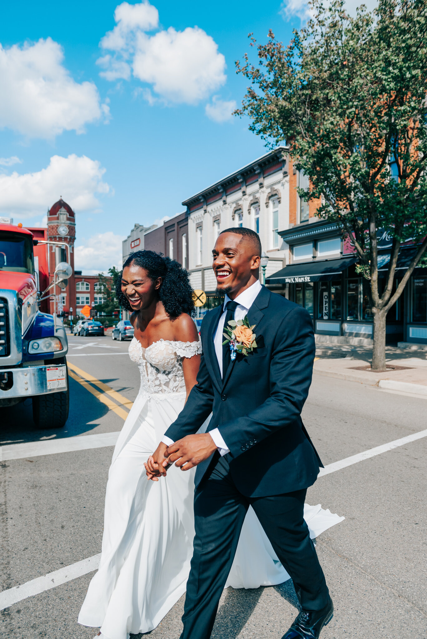 ANN-ARBOR-WEDDING-PHOTOGRAPHER-THE-COLLINS-OFF-MAIN-CAPTURED-BY-KELSEY-WEB-63