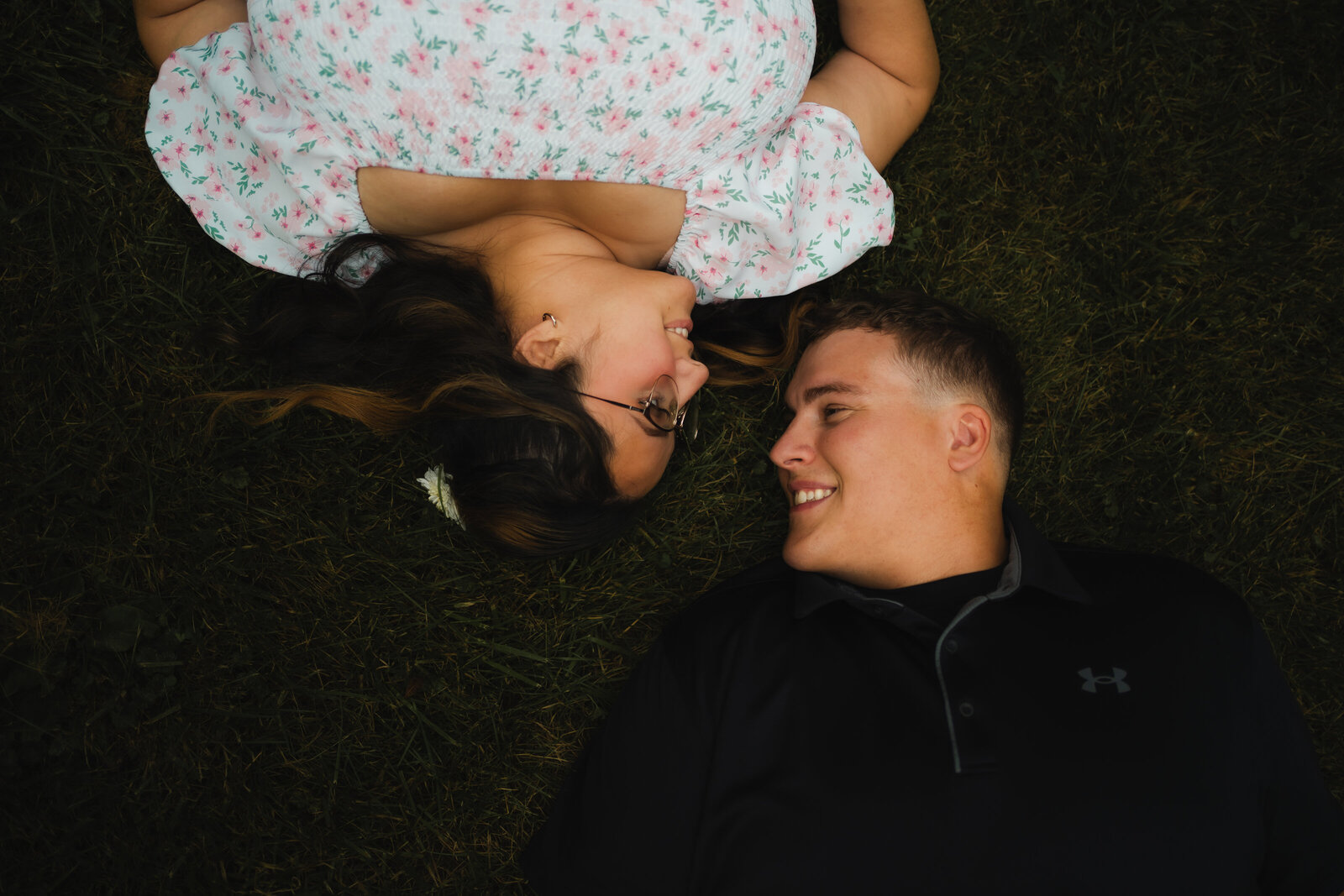 dreamy romantic pose engagement photos for couples Ledges State Park Des Moines Iowa