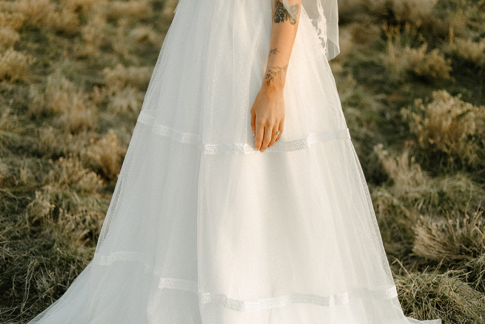 how to choose a wedding photographer