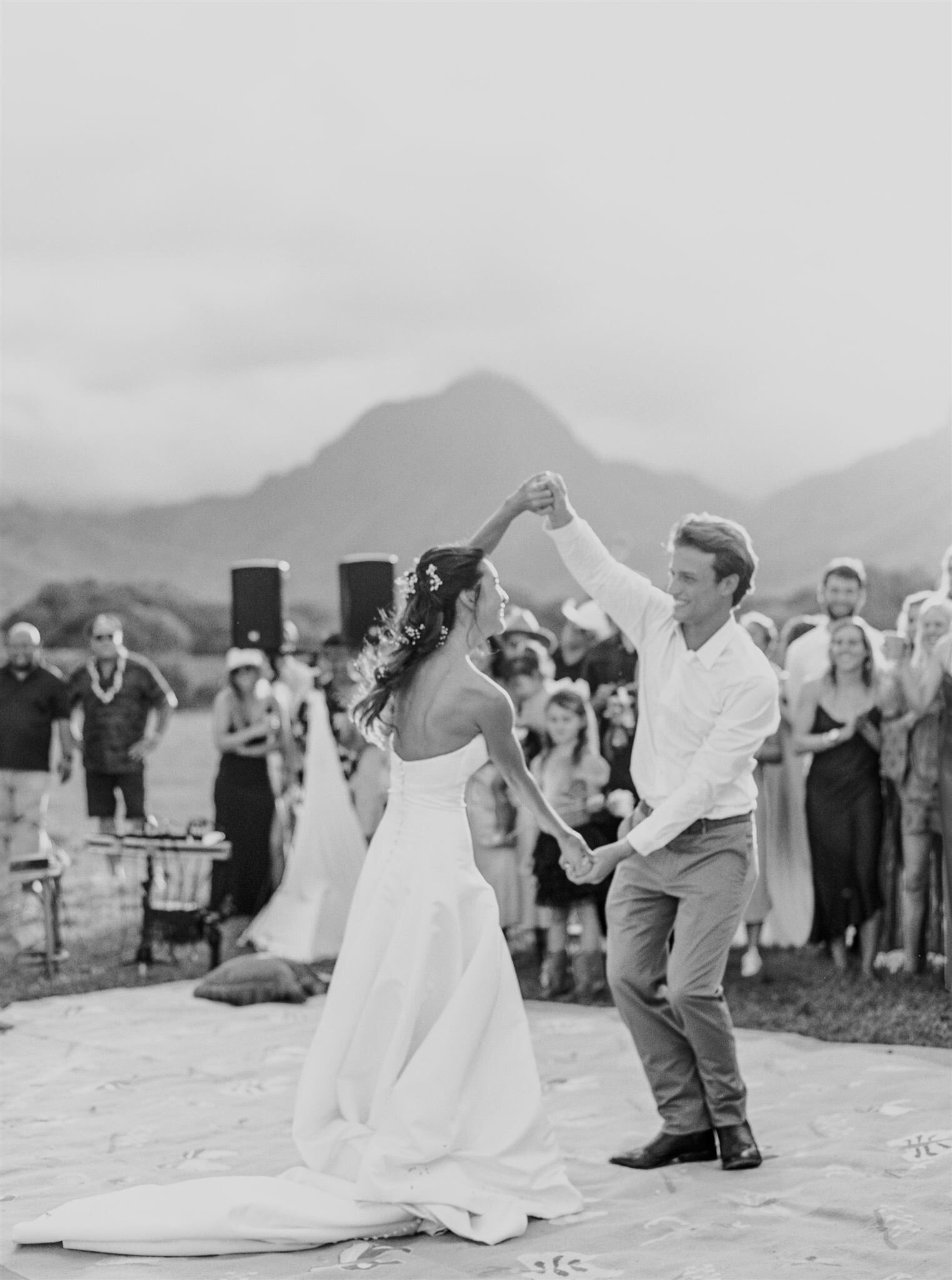 Oahu Hawaii Kauloa Ranch Wedding Film-Valorie Darling Photography-05-4_websize
