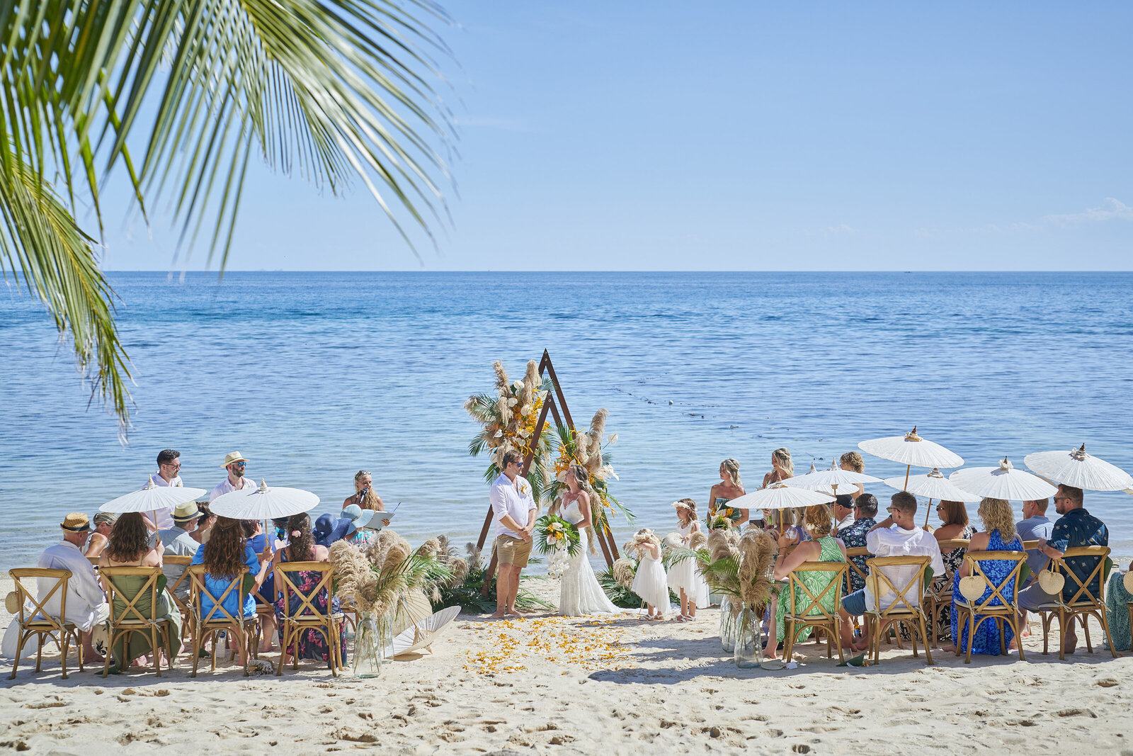 couple with parasol