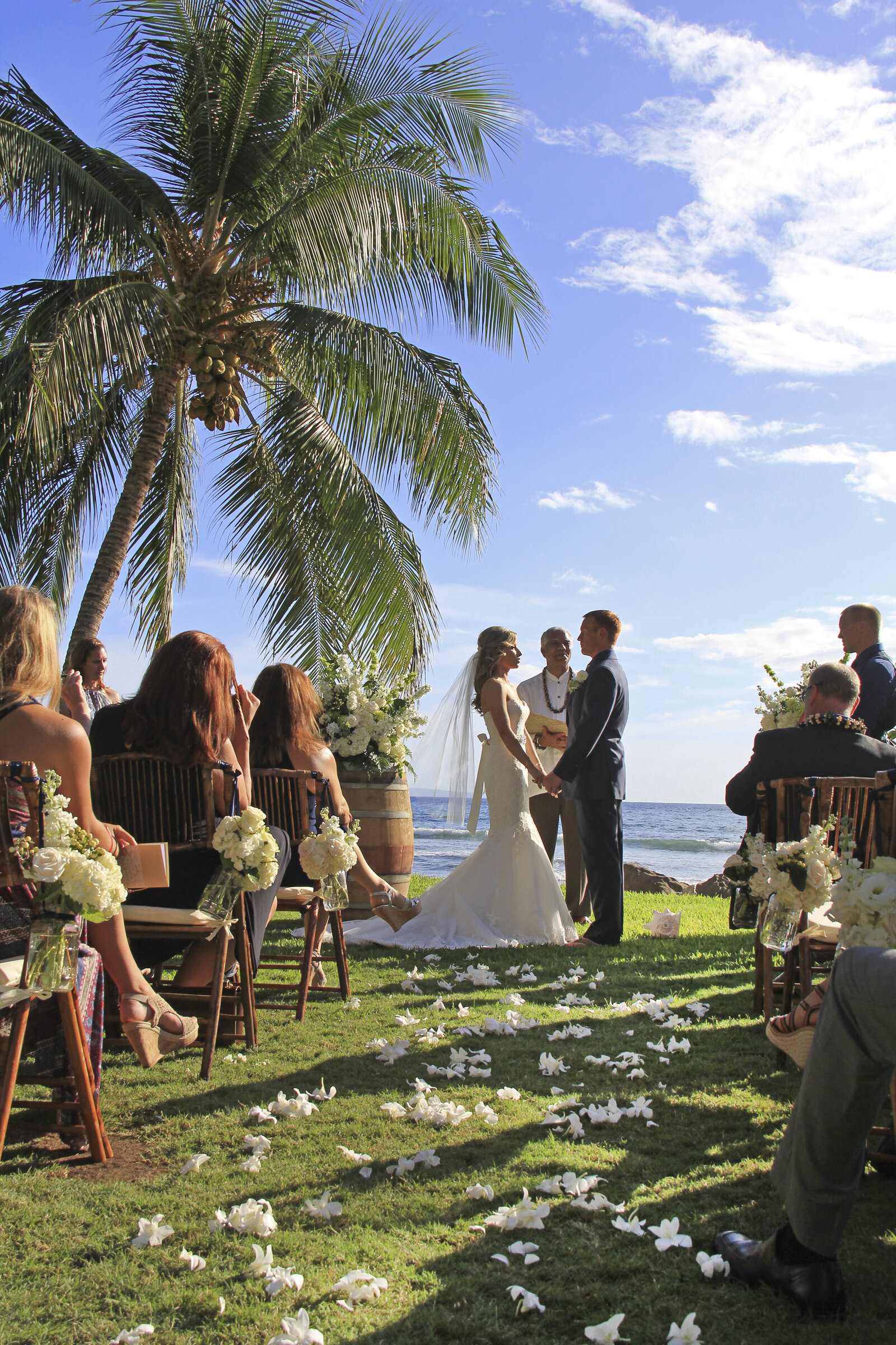 Caroline Morey Wedding Photographer Maui Destination Wedding Olowalu Plantation Wedding110413_268re3456 x 5184