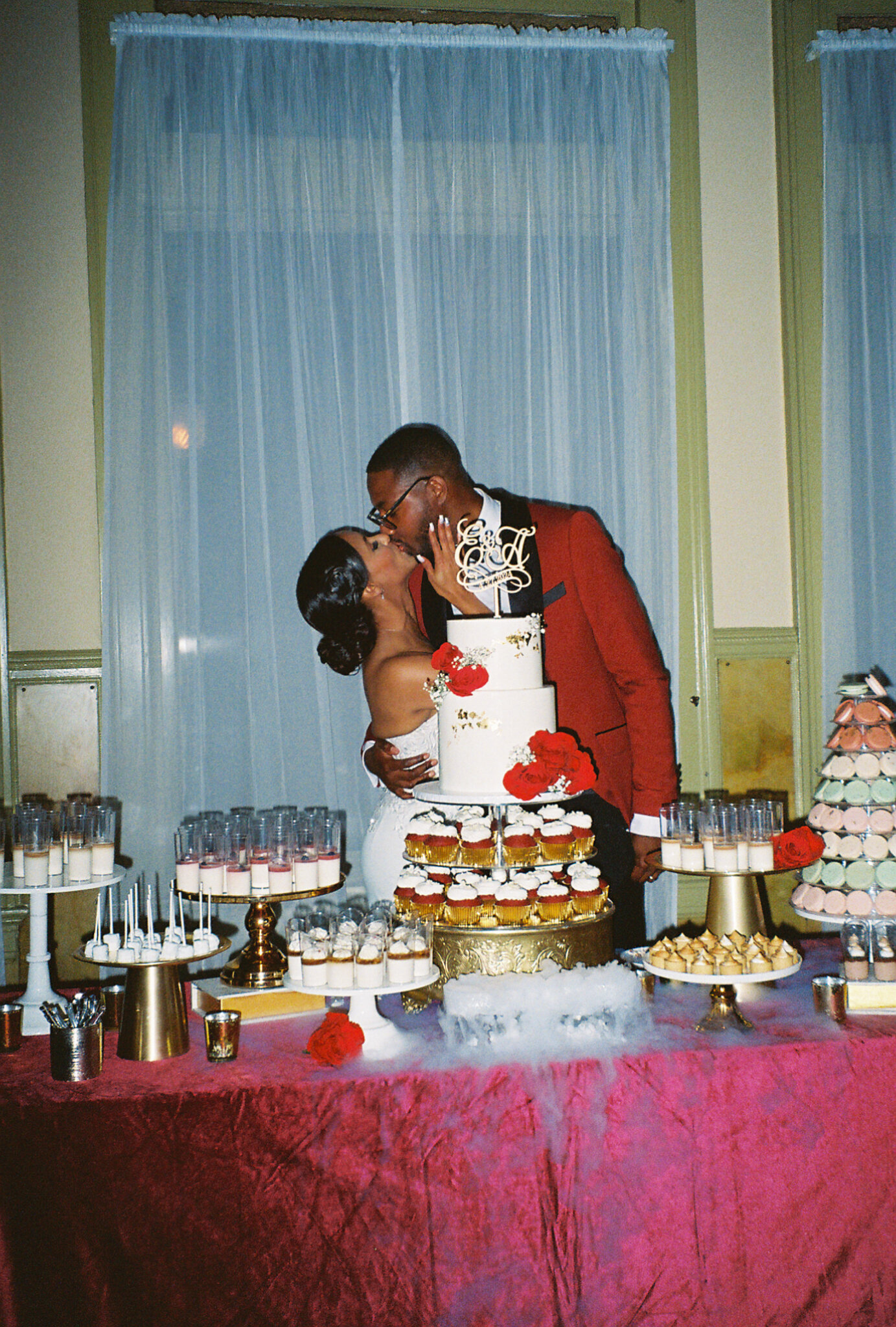 Meme Urbane Photography - Dallas + Austin + Italy Destination Wedding Photographer - Film Editorial Wedding Photographer-130