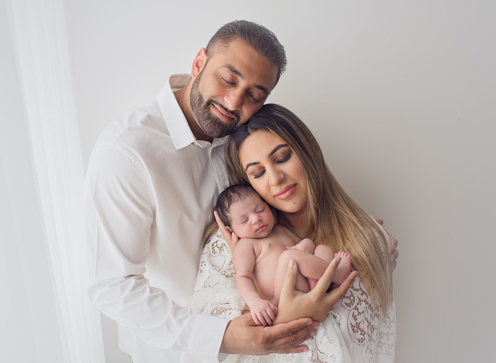 Affordable-Newborn-Photography-Calgary-02