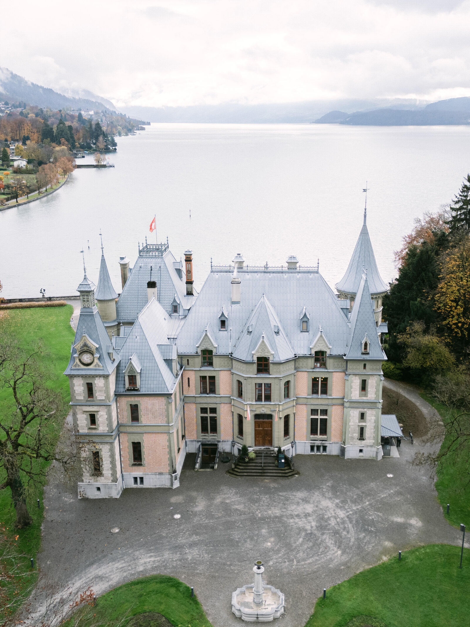 Schloss Schadau-1