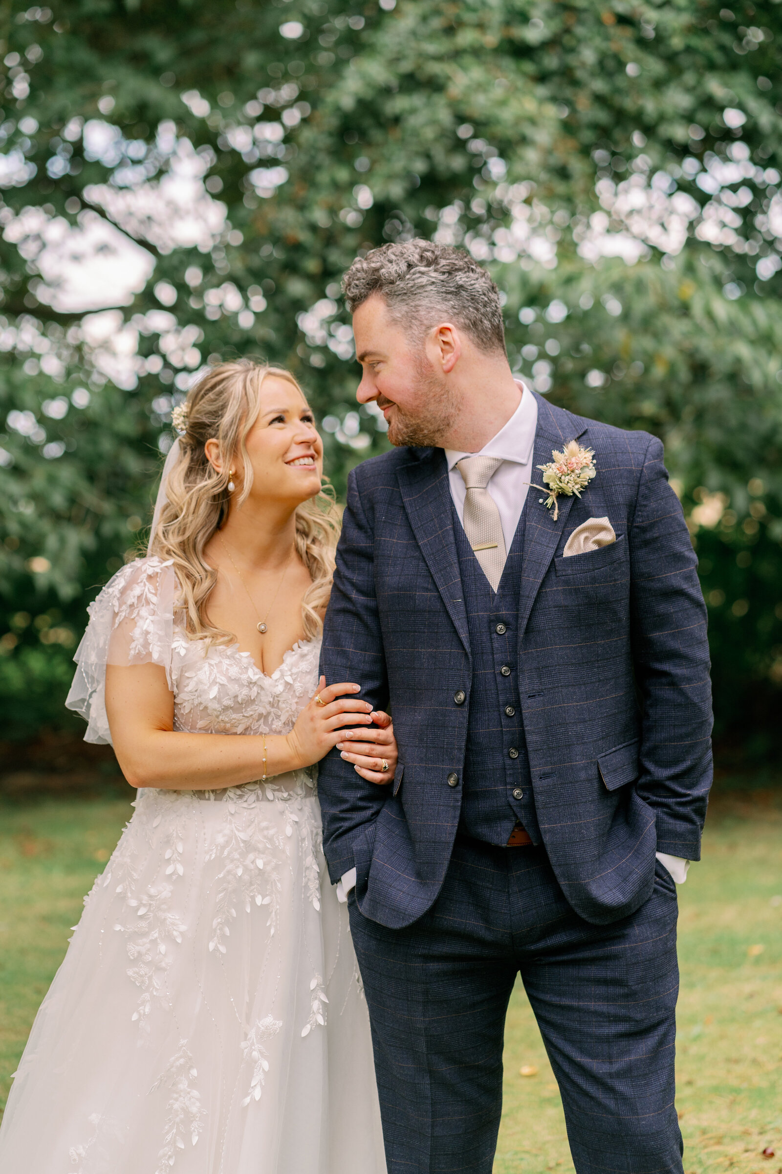 CoCo Jones Photography_Oxfordshire Wedding Photographer_Jen and Andy-3