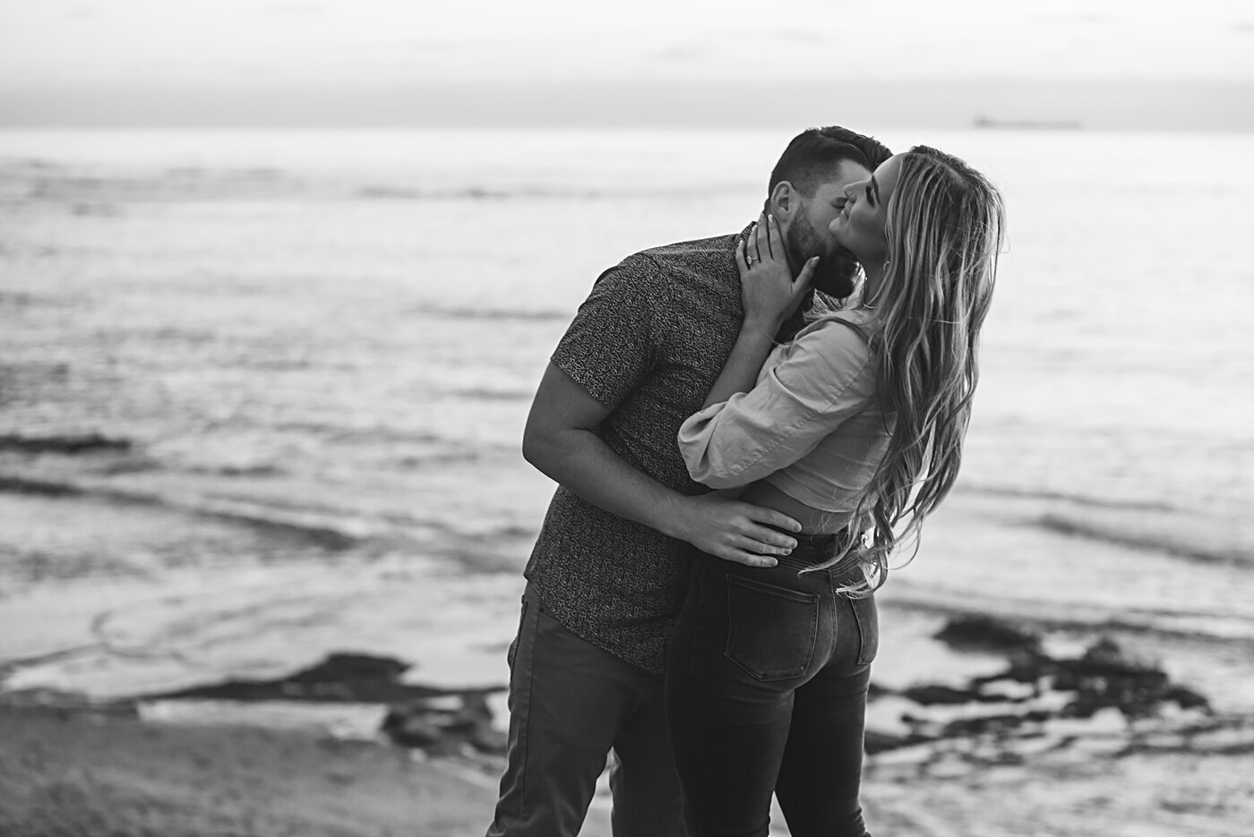 Cort-Mace-Photography-San-Diego-Engagement-Photographer-Sunset-Cliffs-_0017