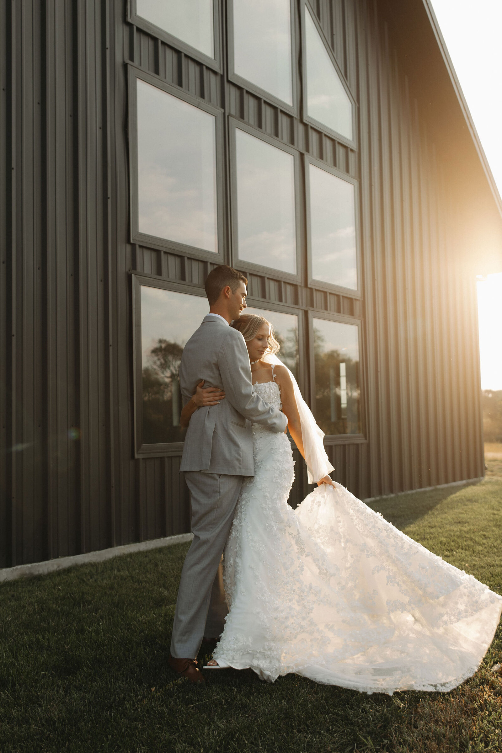 oak-hollow-wedding-venue-winfield-kansas-photographer-692 (2)