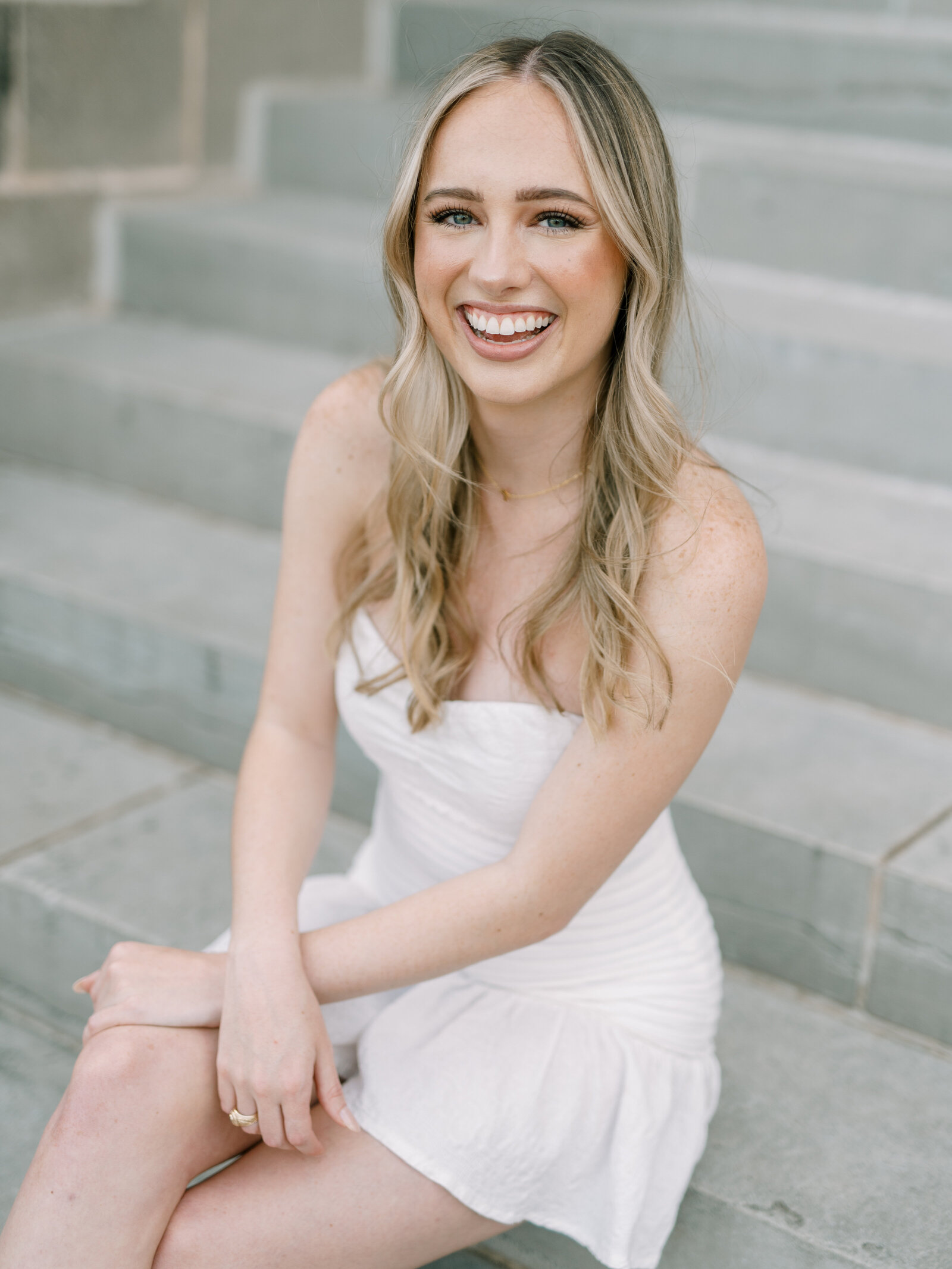 white-dress-senior-session
