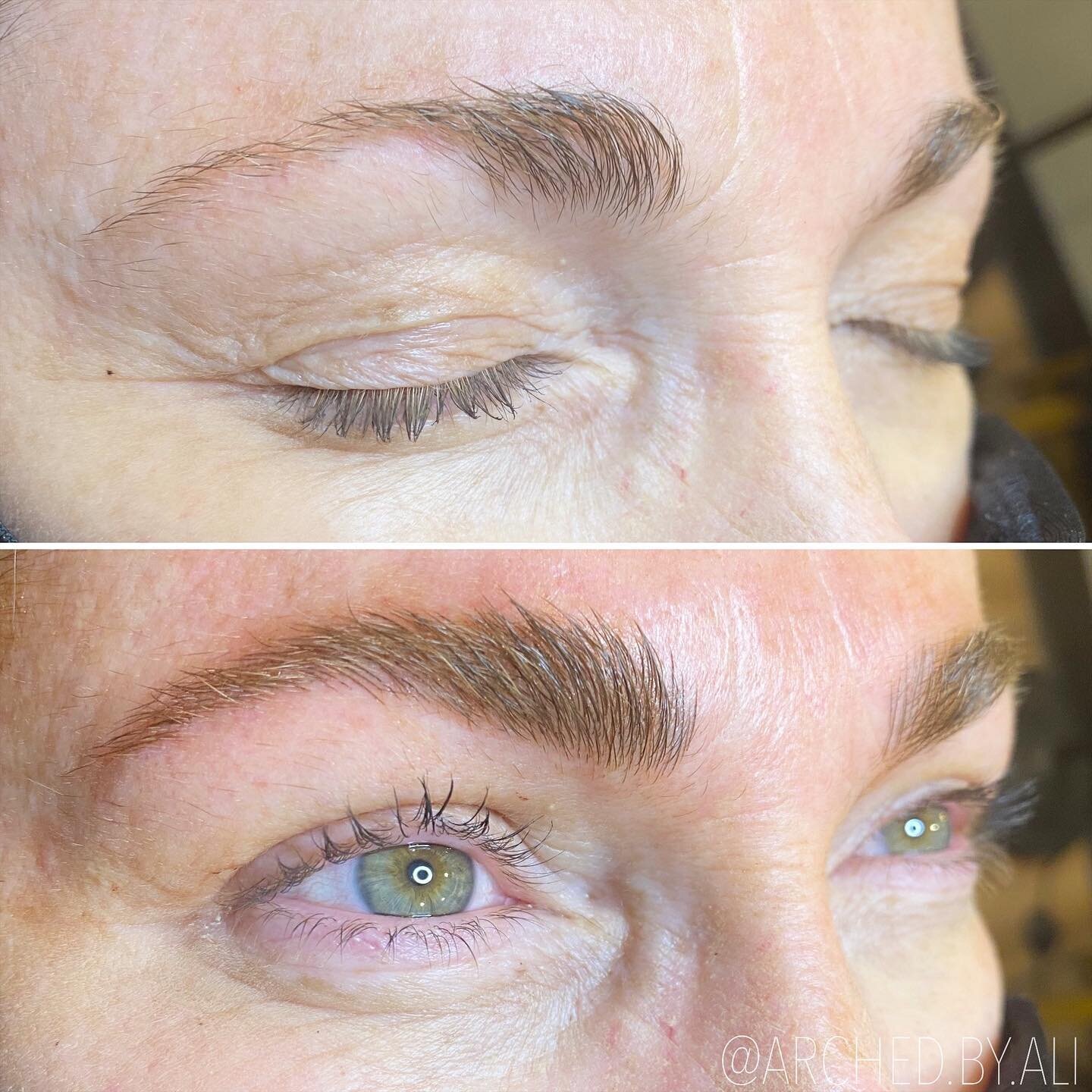 Female enhanced eyebrows that look naturally fluffy, through nicroblading services at ARCHED Coastal in Gulf Shores, Alabama.