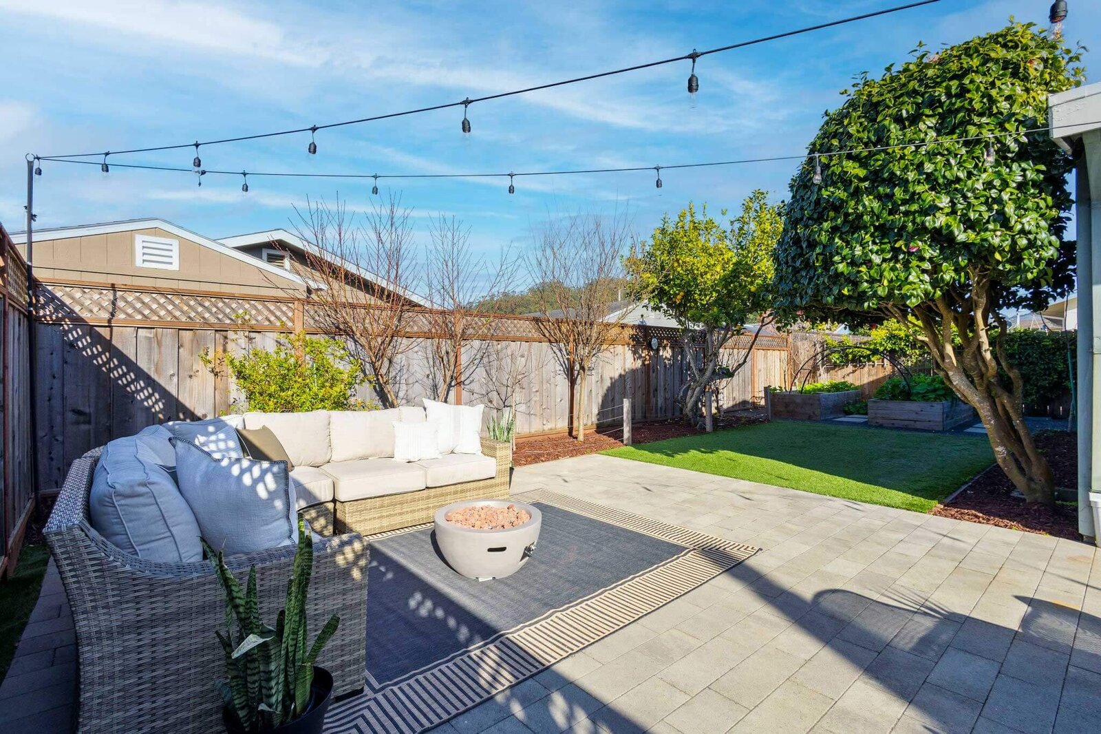 25_fruit-trees-top-real-estate-agent-michael-jimenez-realtorpacifica-home-for-sale