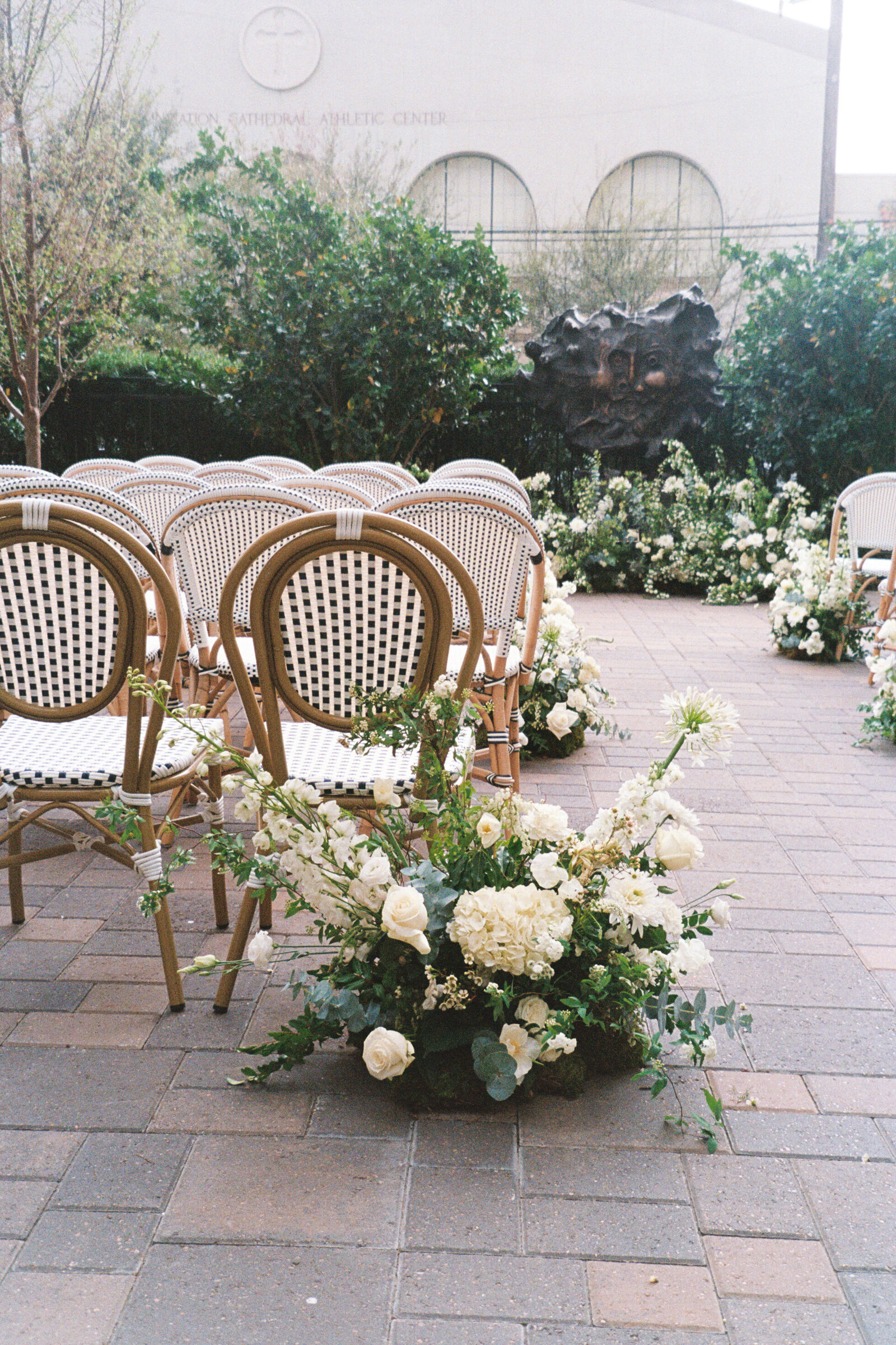 La Colombe d'Or Hotel Houston Texas Film Wedding Photographer - www.itsjessgolden.com-110