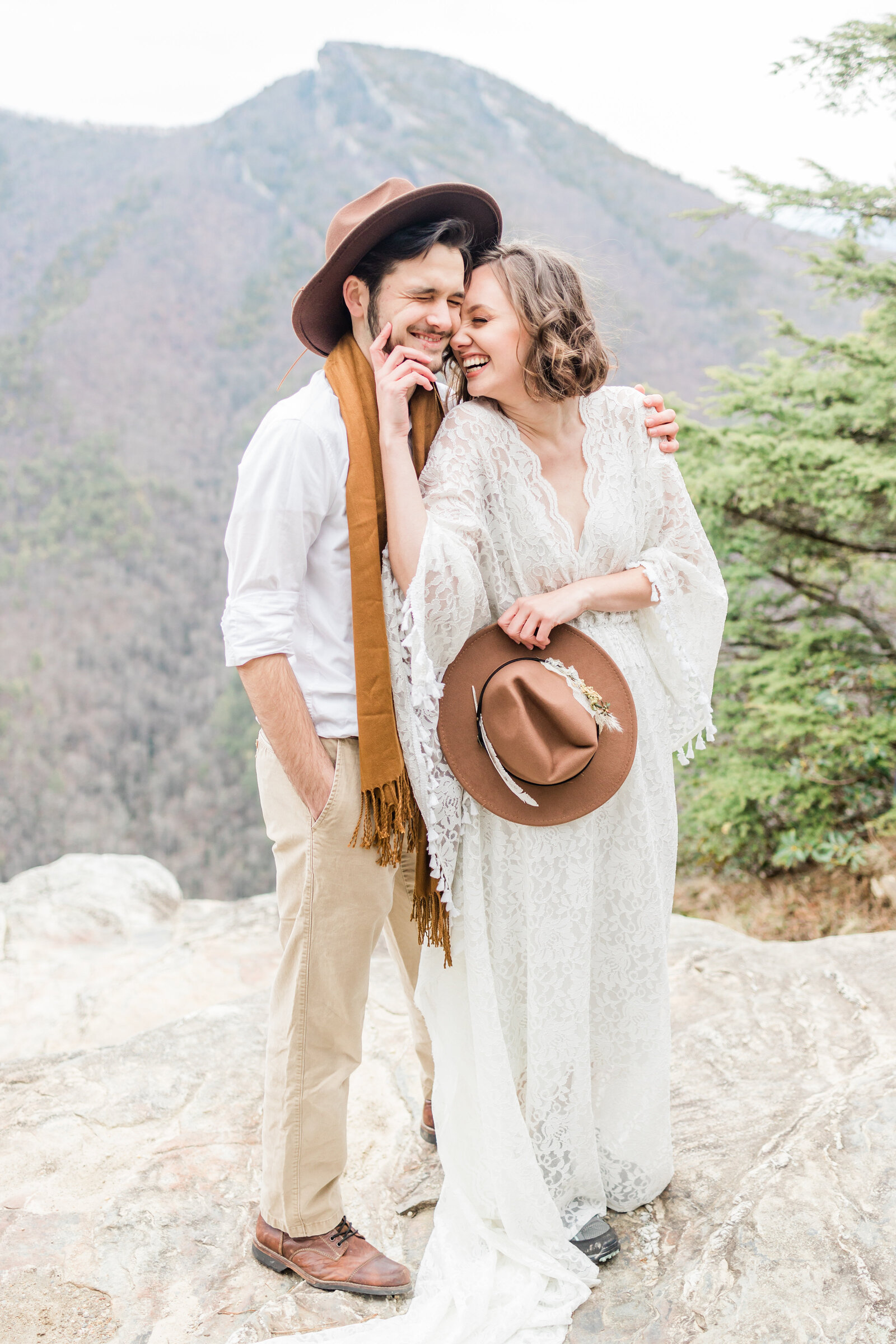 Linville-Gorge-North-Carolina-Wedding-Willow-And-Rove-3