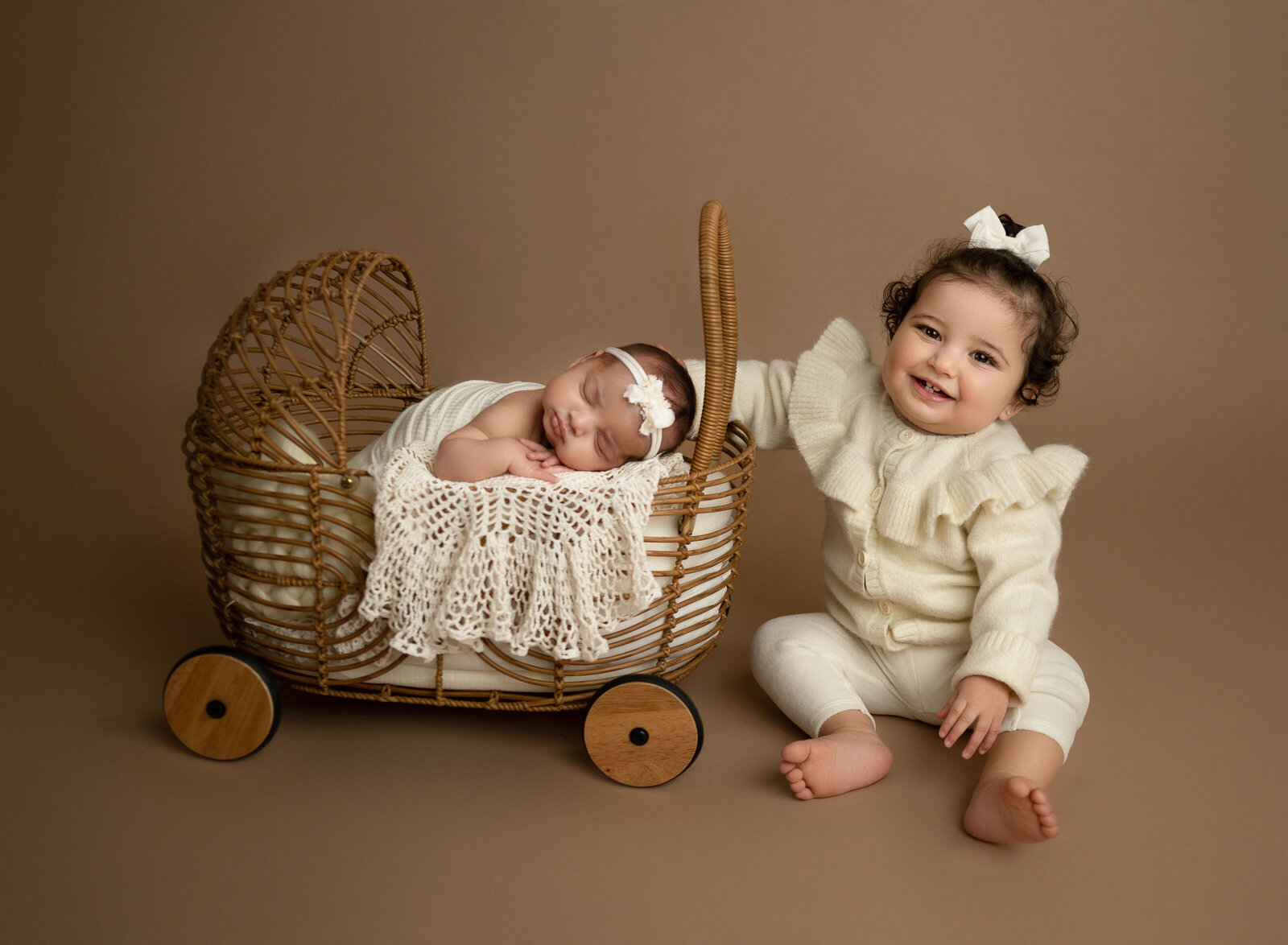 newborn baby photographers near me