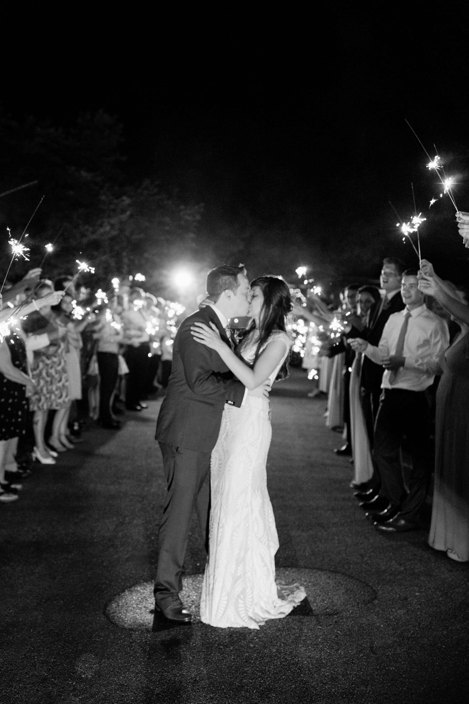 Tim & Chelsea - Abigail Edmons Fort Wayne Indiana Wedding Photographer-115