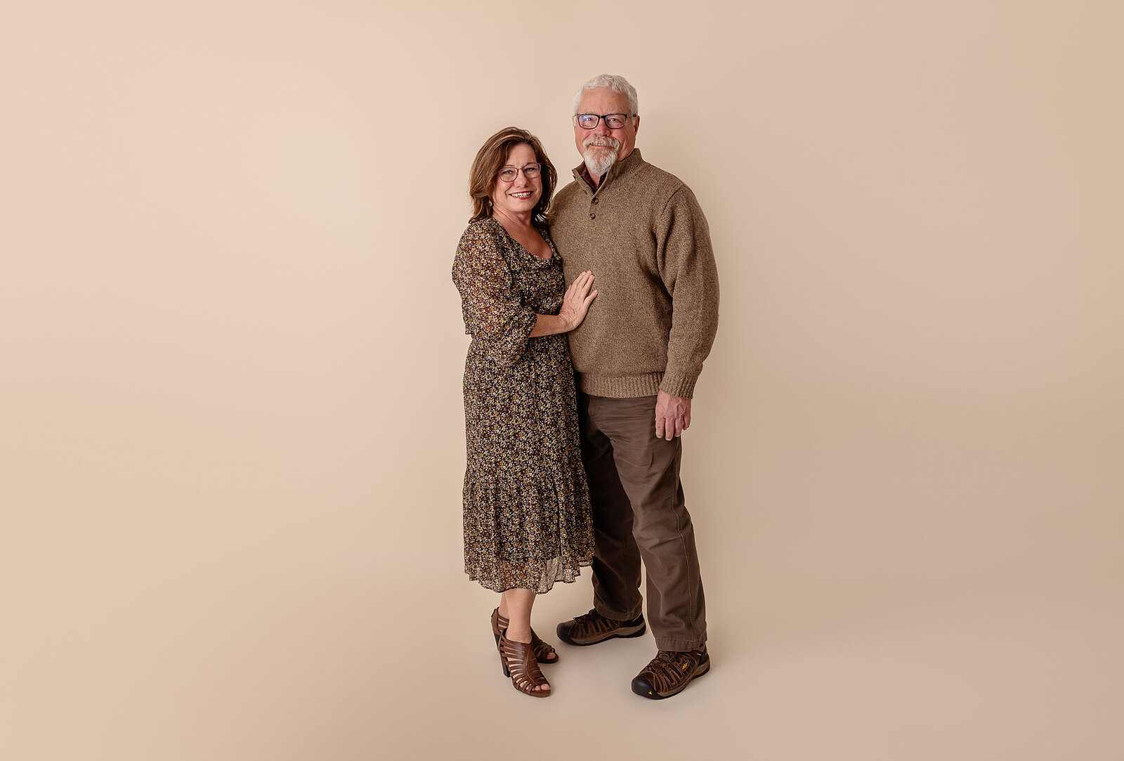 portrait of grandparents by Philadelphia Family Photographer