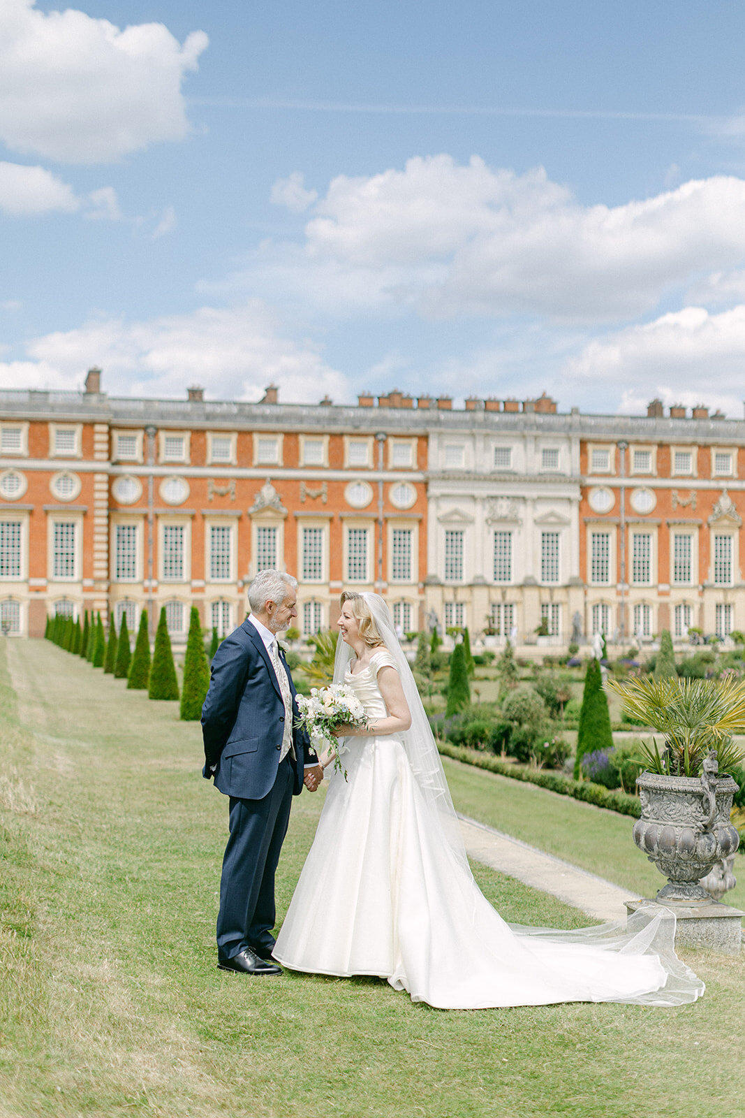 leanne-james-wedding-couple-portraits-philippa-sian-photography-11