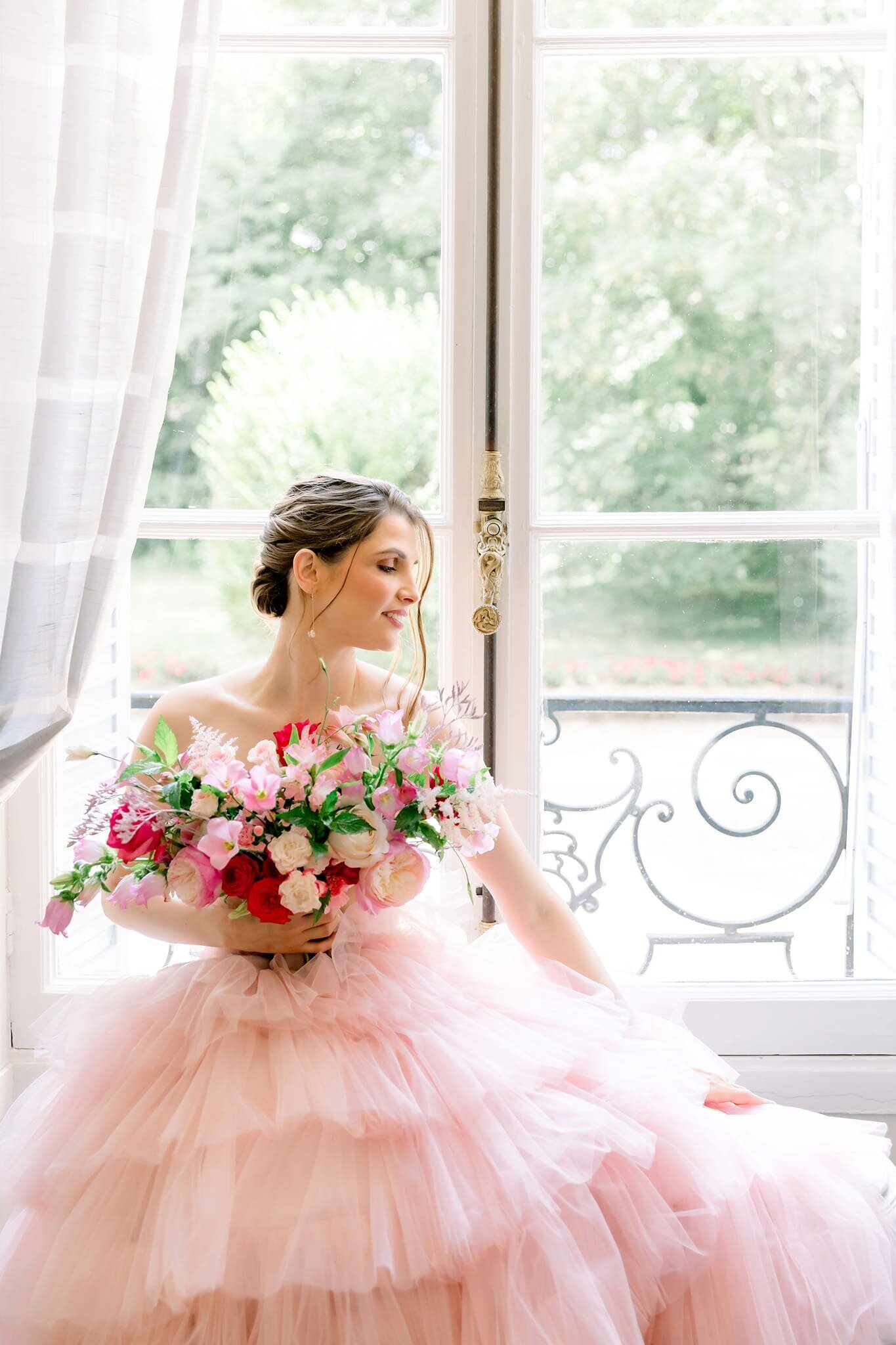french-wedding-in-pink