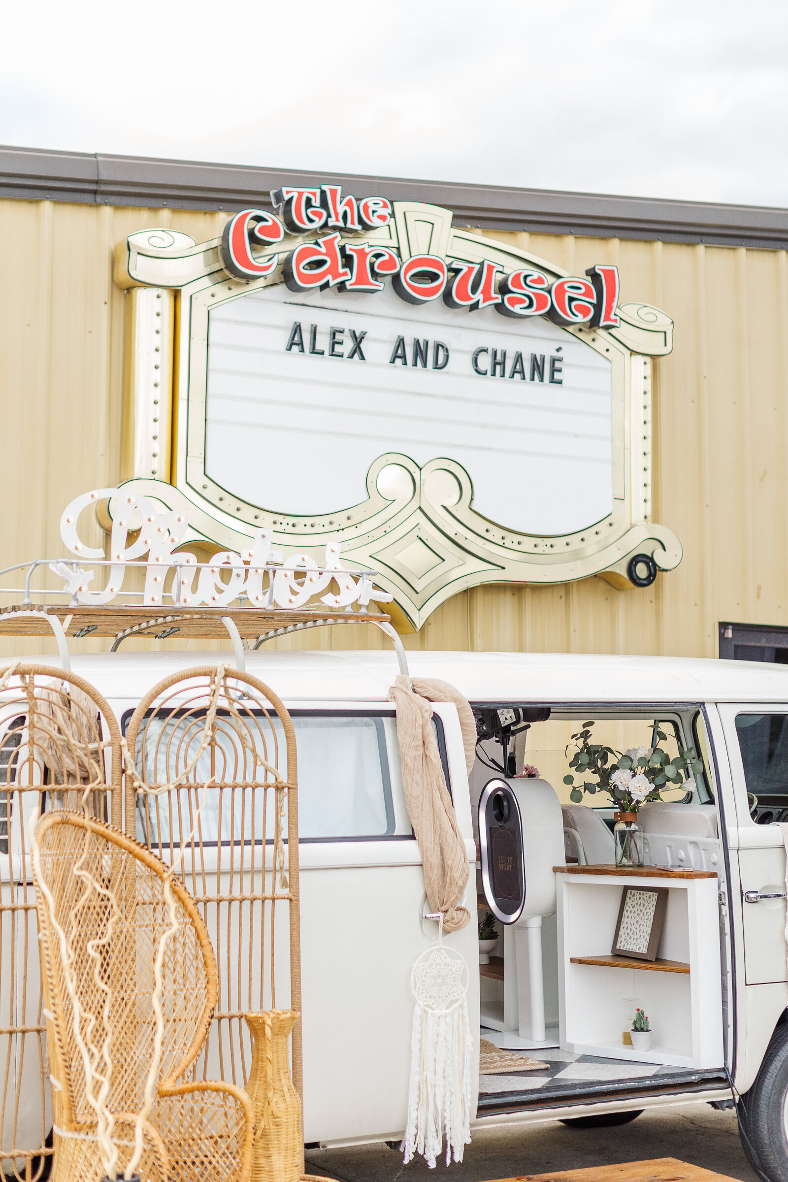 VW-BUS-tampa-photo-booth-bus-weddings-florida-weddings-venues-wedding-photo-booth-florida-photo-booth-bus-penny-the-photo-bus-134