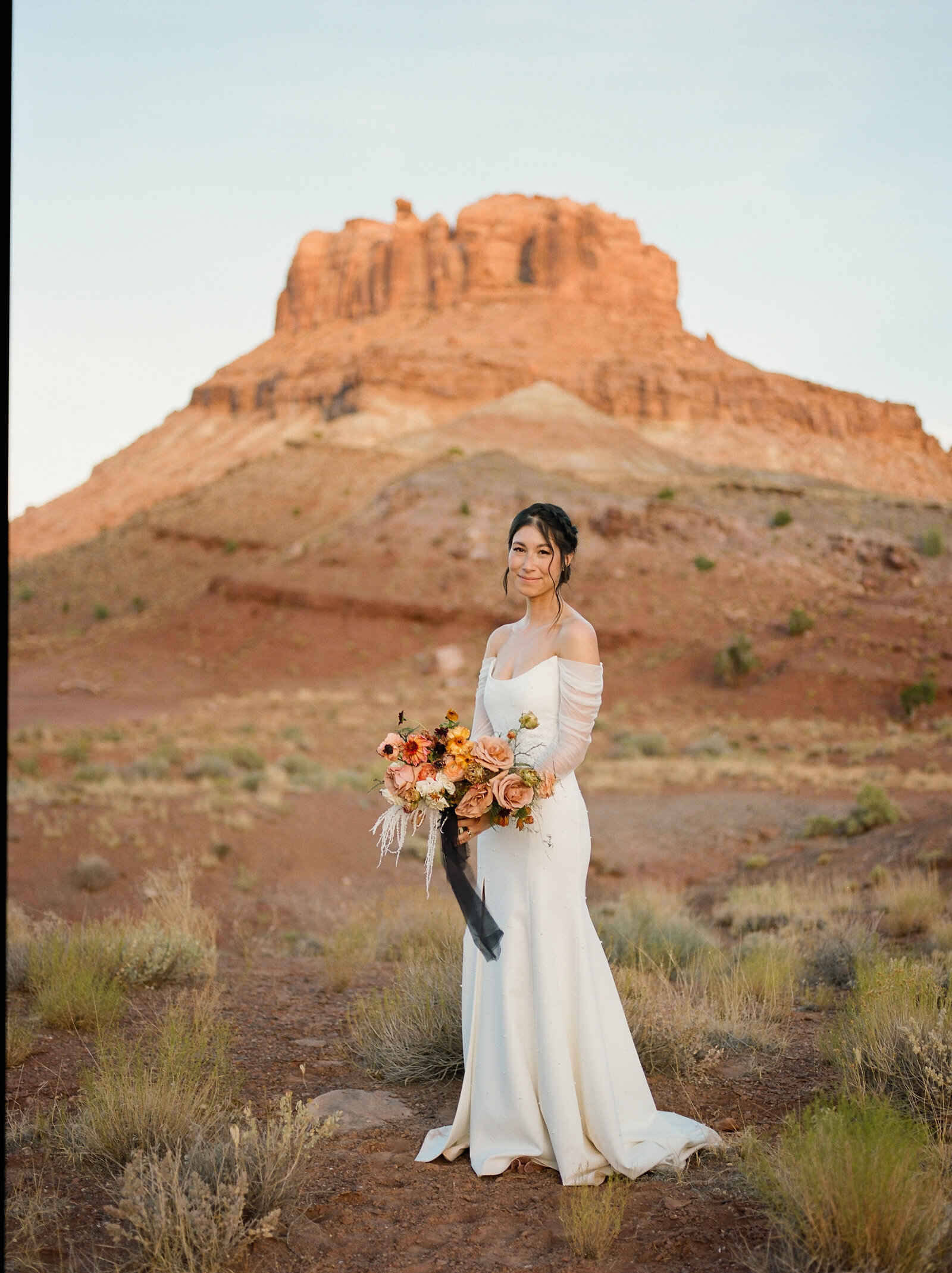 moab-desert-fall-wedding-1