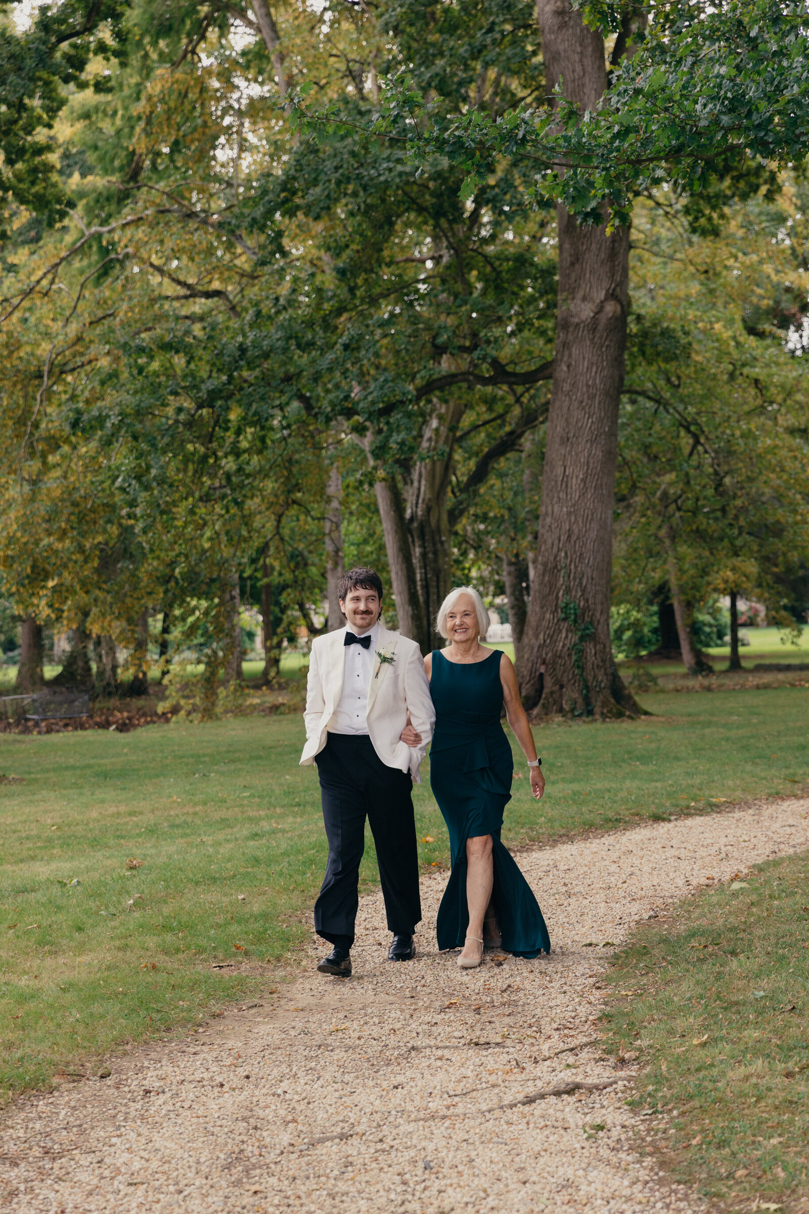 Film-Wedding-Photographer-Zara-Staples-Weddings206