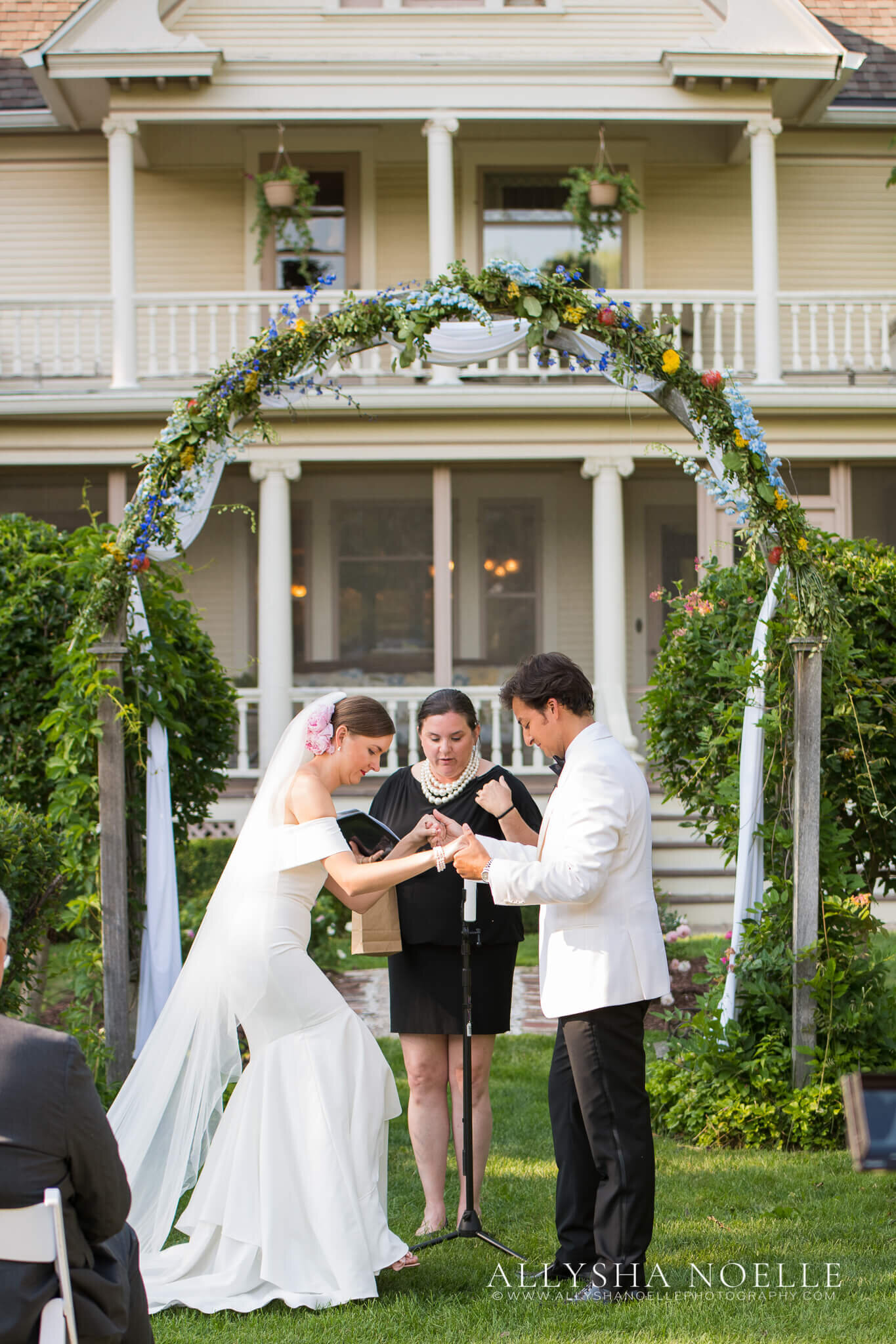 Wedding-at-Halverson-House-0885