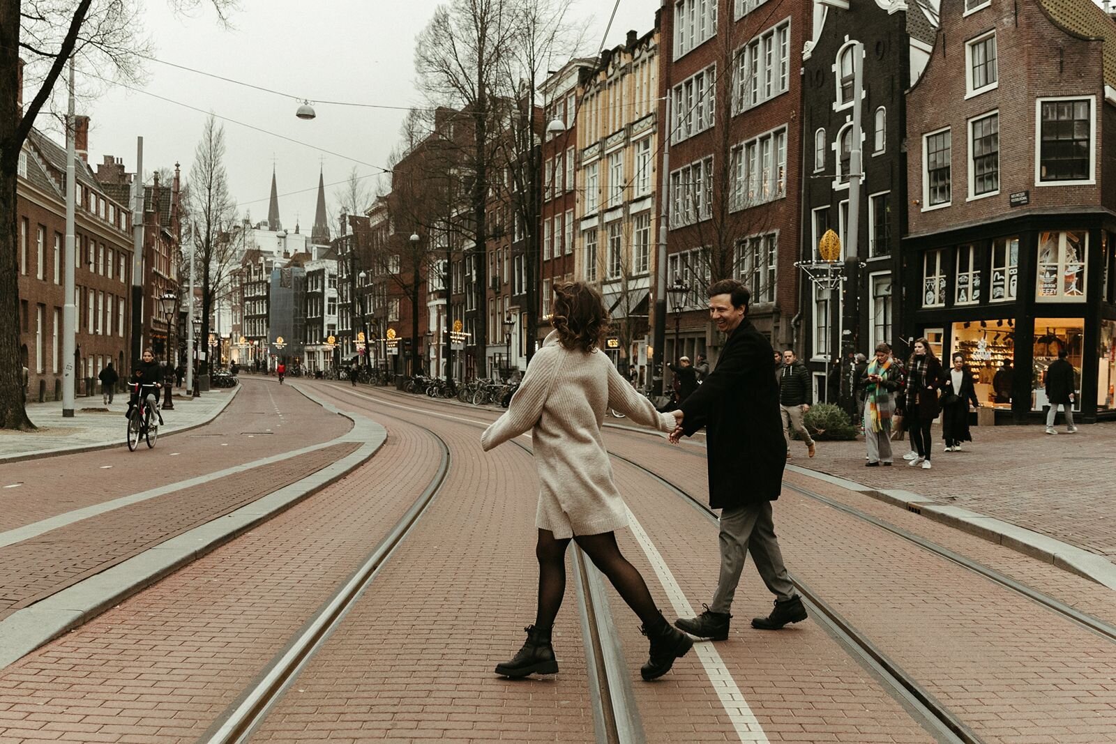 Get-framed-photography-couple-23