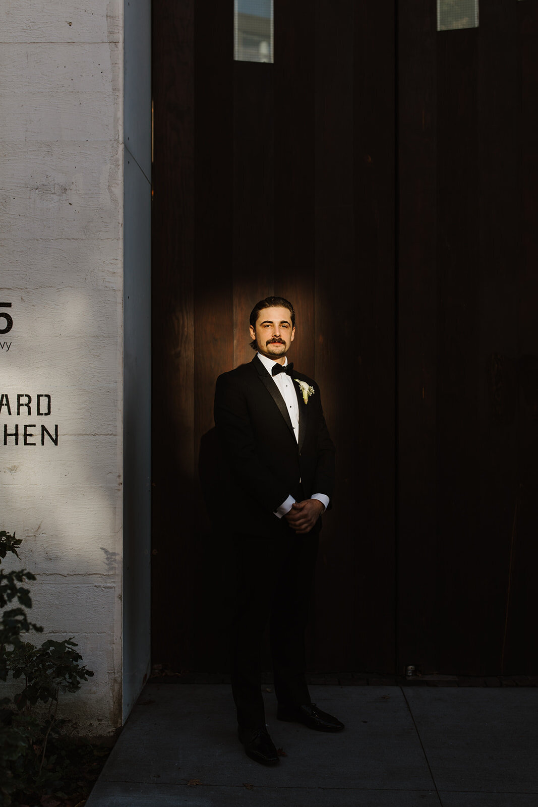 belgard-kitchen-wedding-miranda-anderson-photography-64_websize