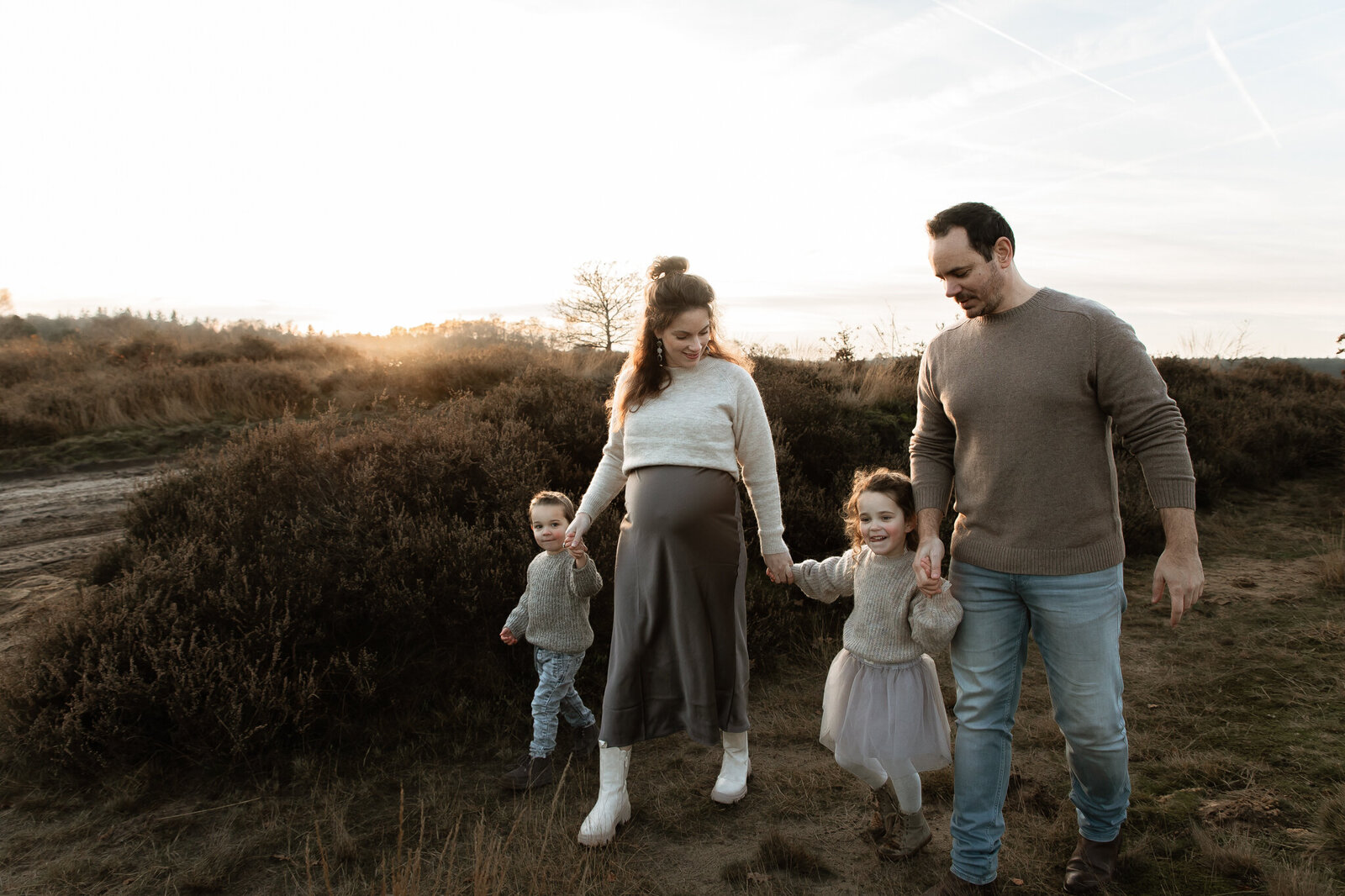 zwangerschapsfotoshoot fotoshoot baby gezins fotoshoot fotograaf eindhoven fotoshoot valkenswaard trouwfotograaf bruidsfotografie valkenswaard