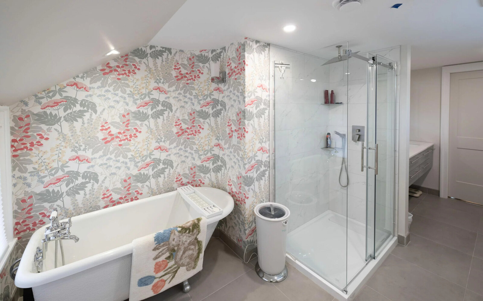 Harbour-Town-Builders-Renovations-Bathroom-min-scaled