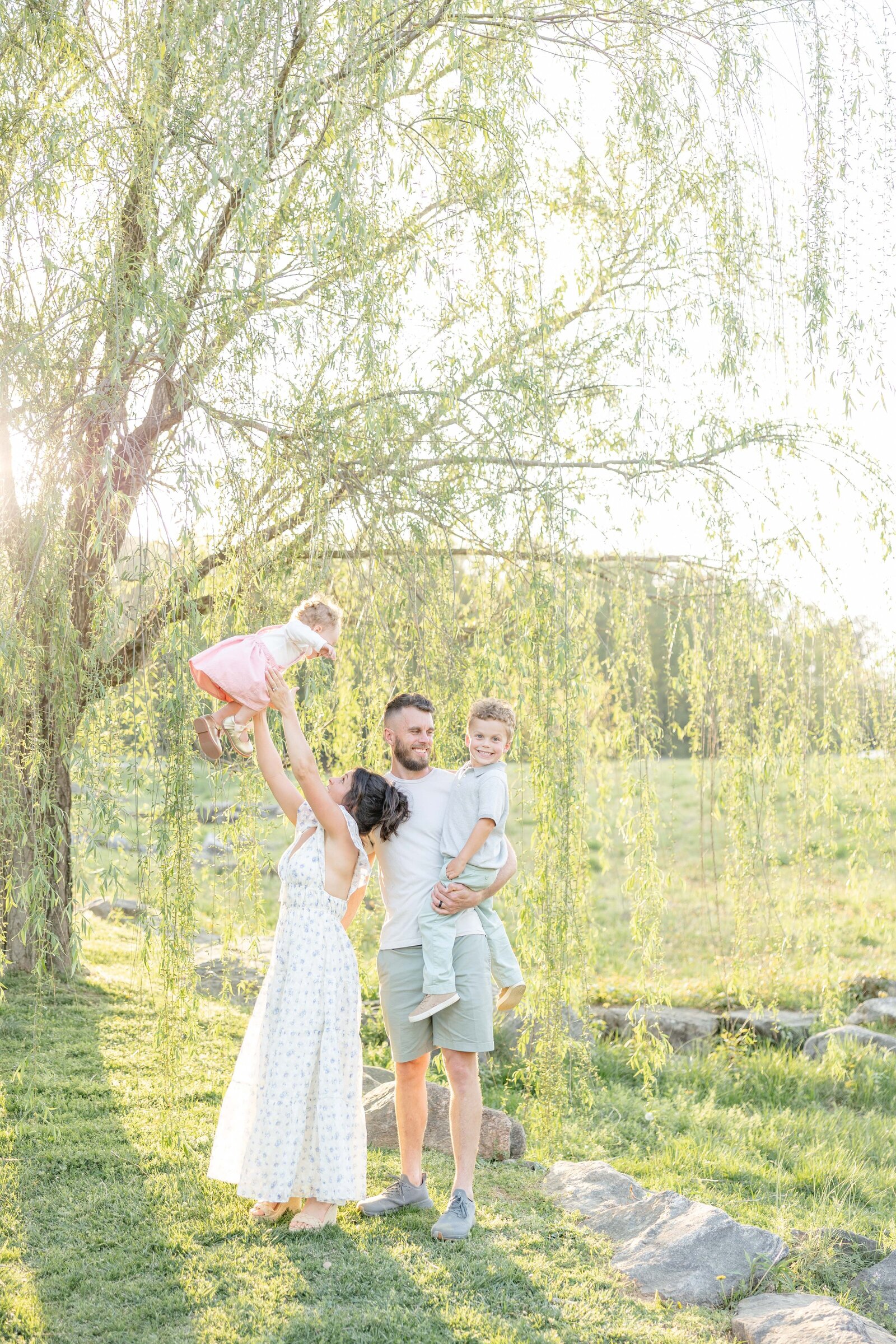 Raliegh-NC-spring-Mini-Session-Magnolia-and-Grace-Photography-Co-HeatherS# (1)-23