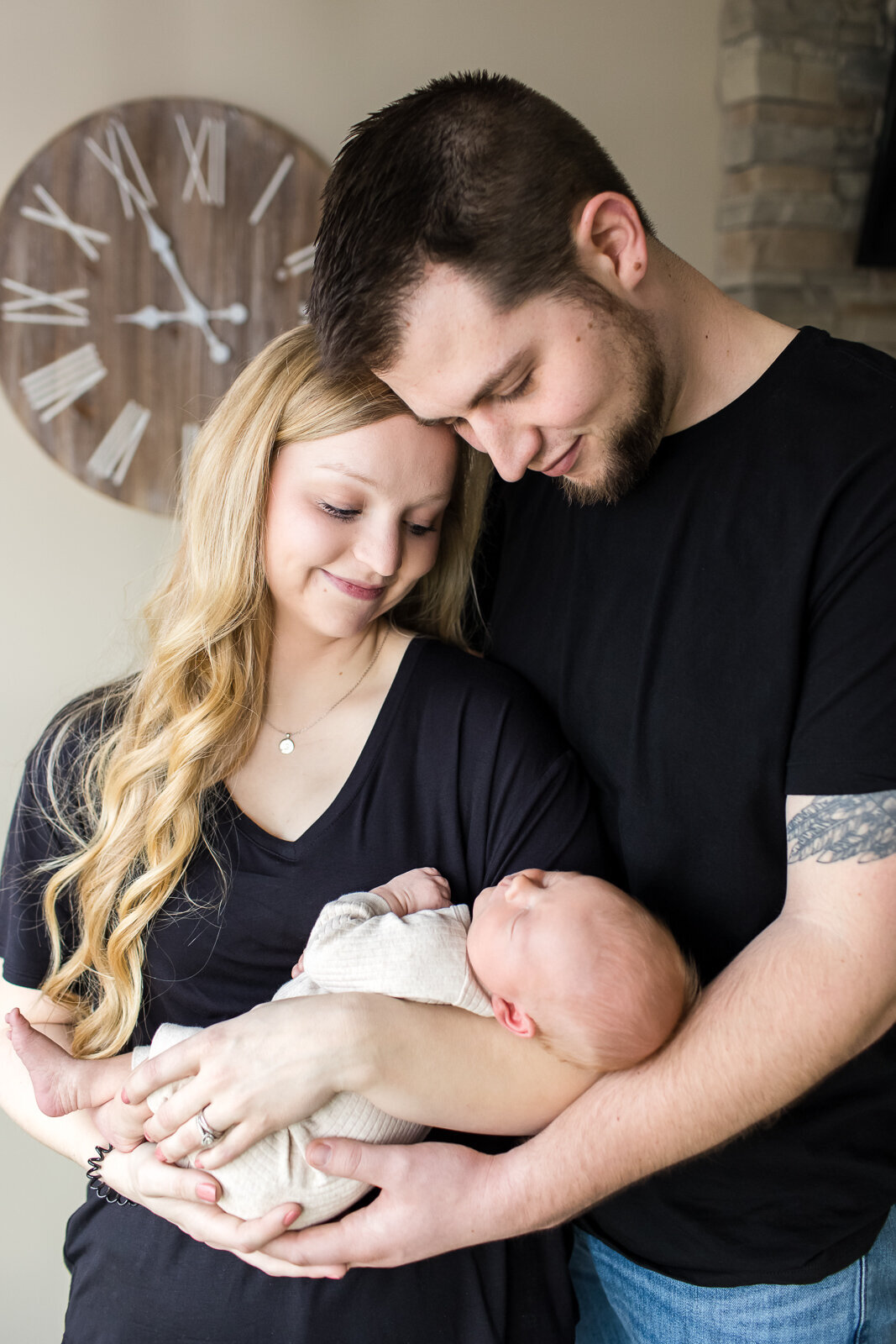 At-home_newborn_lifestyle_photography_session_Georgetown_KY_photographer_baby_boy-5