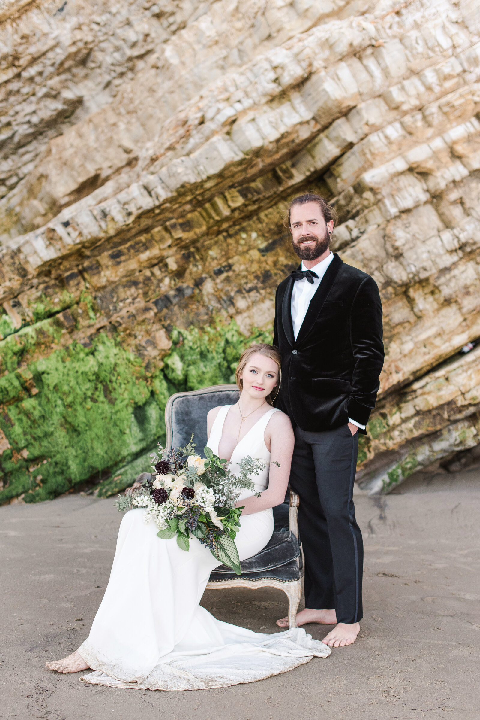 Precious-and-blooming-floral-design-kellye-clifford-Destination I do -Editorial-22