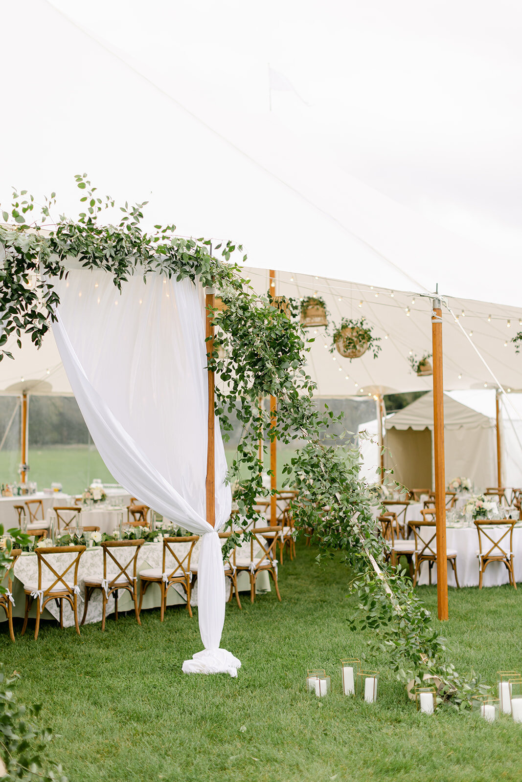 18-Connecticut-Tented -Wedding-Planner-Mary-Thornton-Events