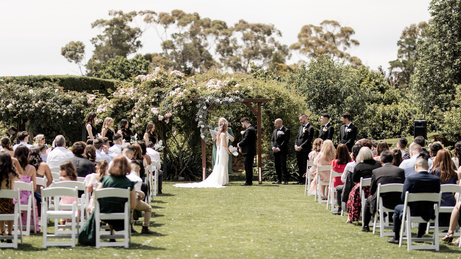 231118-Thy-Frankie-Rexvil-Photography-Adelaide-Wedding-Photographer-279