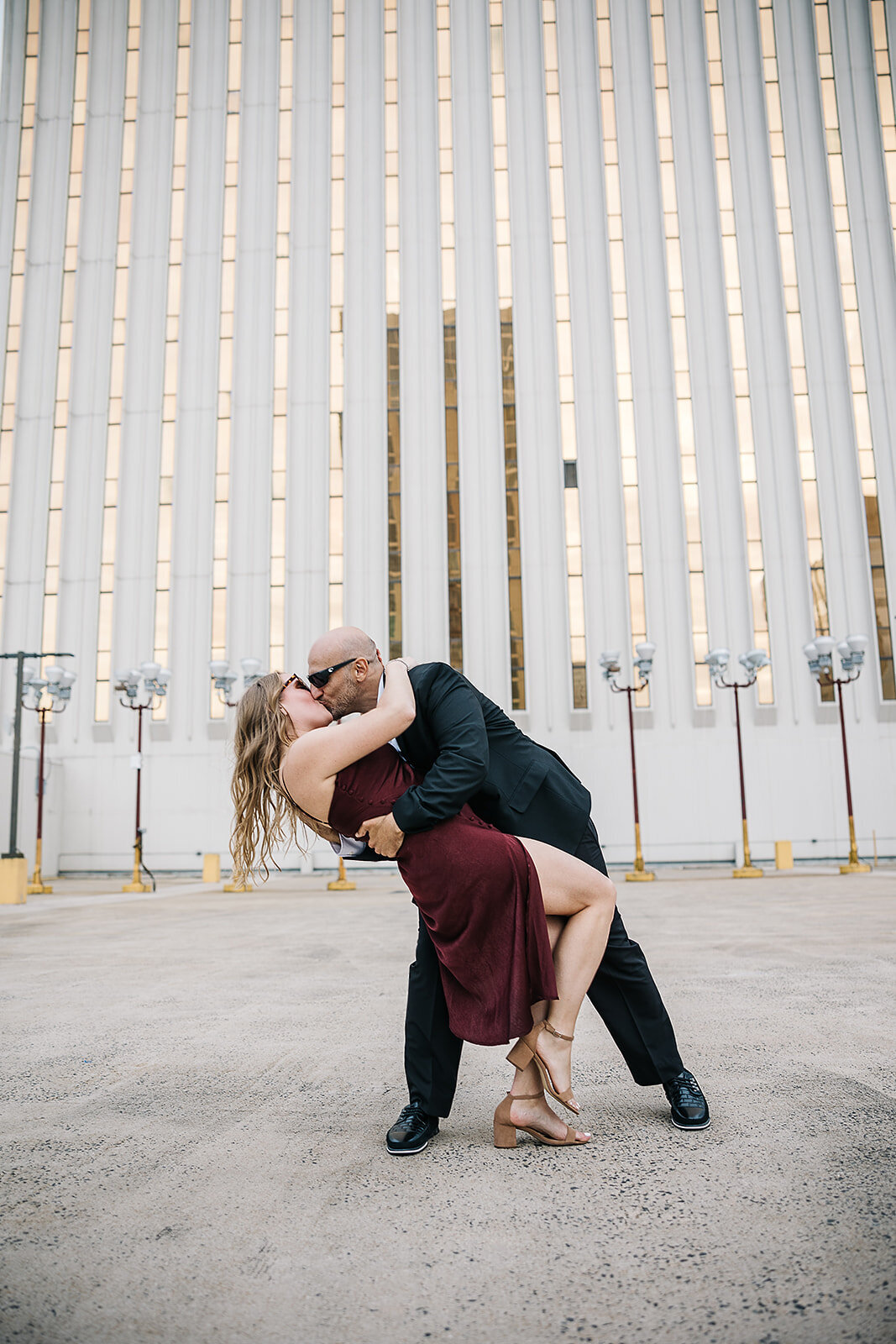 099-ally-serge-engagement-catawba-river-charlotee-parking-deck-noir-9-creatives-3P6A2239_websize