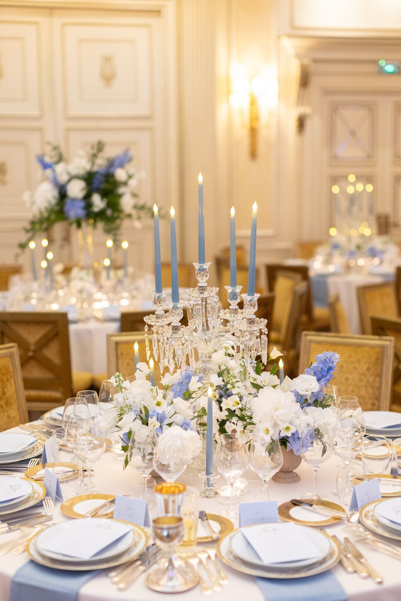 wedding-floral-decoration-pastel-blue-and-white2
