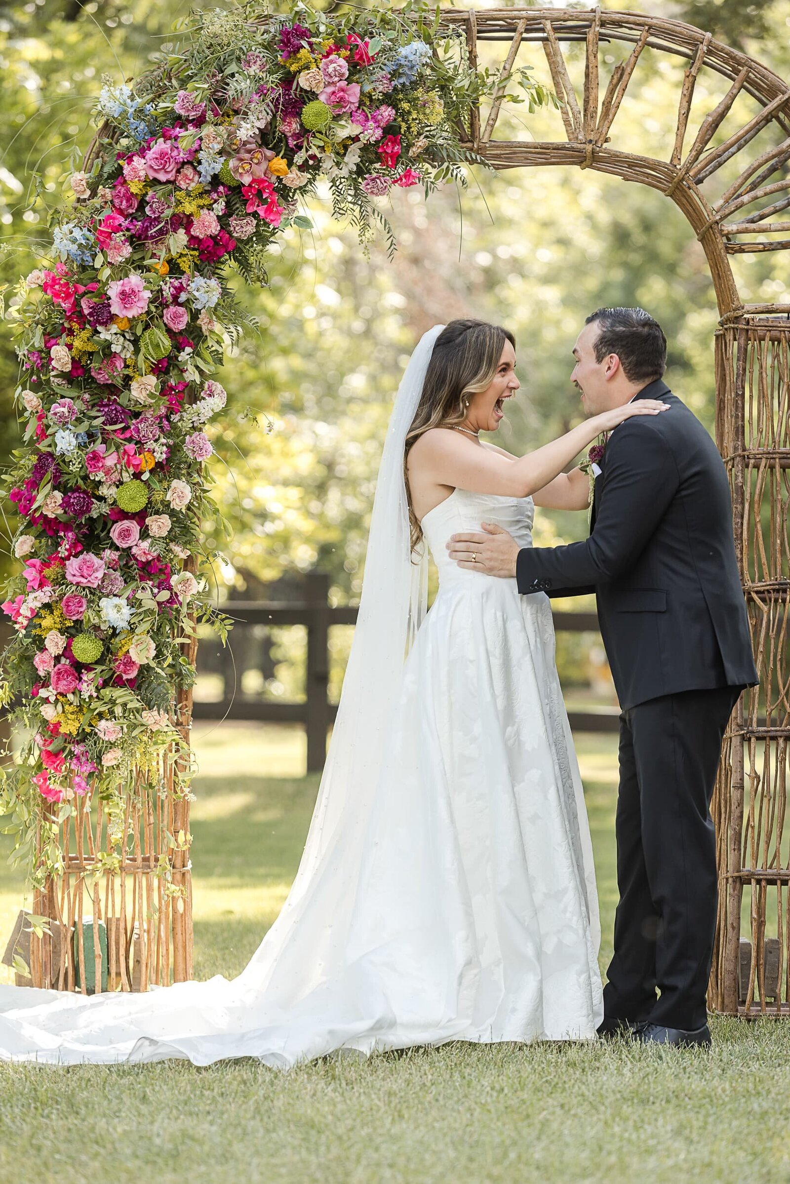 Phoenix-Wedding-Photographer-and-Videographer-Venue-at-the-Grove-PayWed-1314