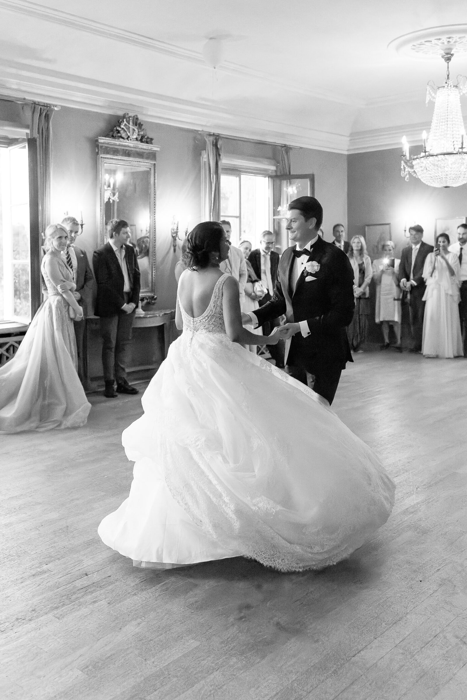 Destination Wedding Photographer Anna Lundgren in Stockholm Wedding at Stallmastaregarden Stockholm Sweden_171