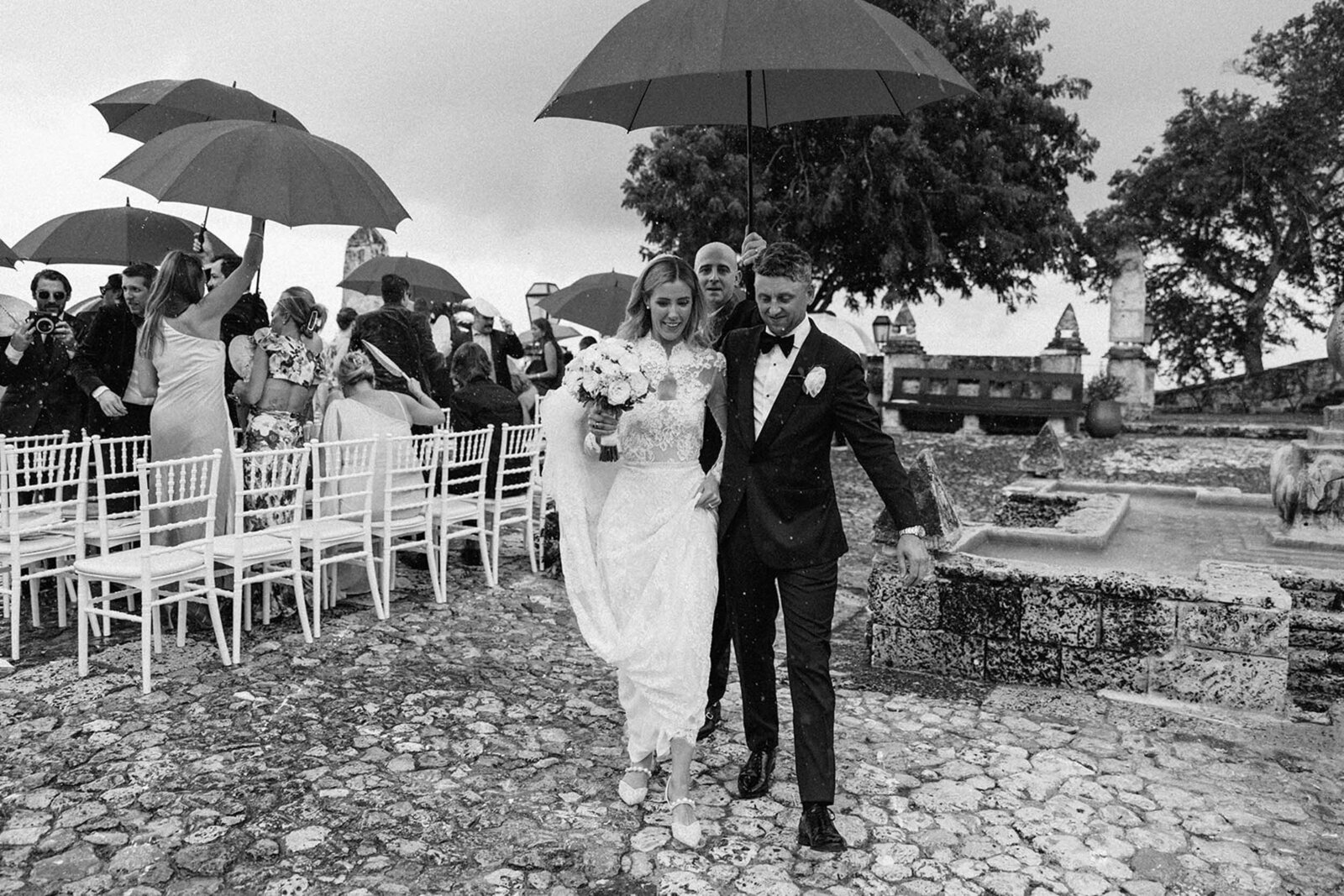 Altos-de-chavon-casa-de-campo-resort-dominican-republic-wedding-asia-pimentel-photography-L+L-46