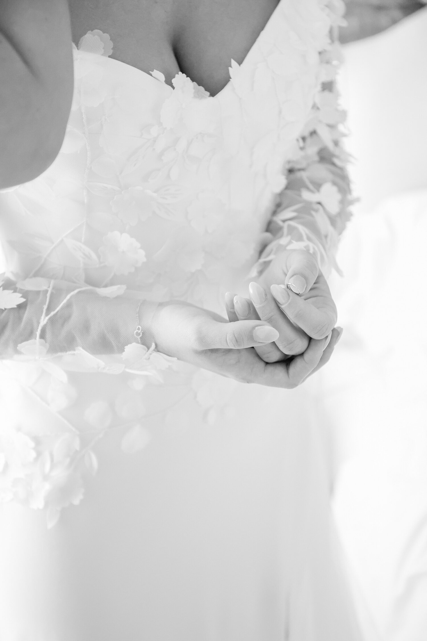 bride-holding-hands